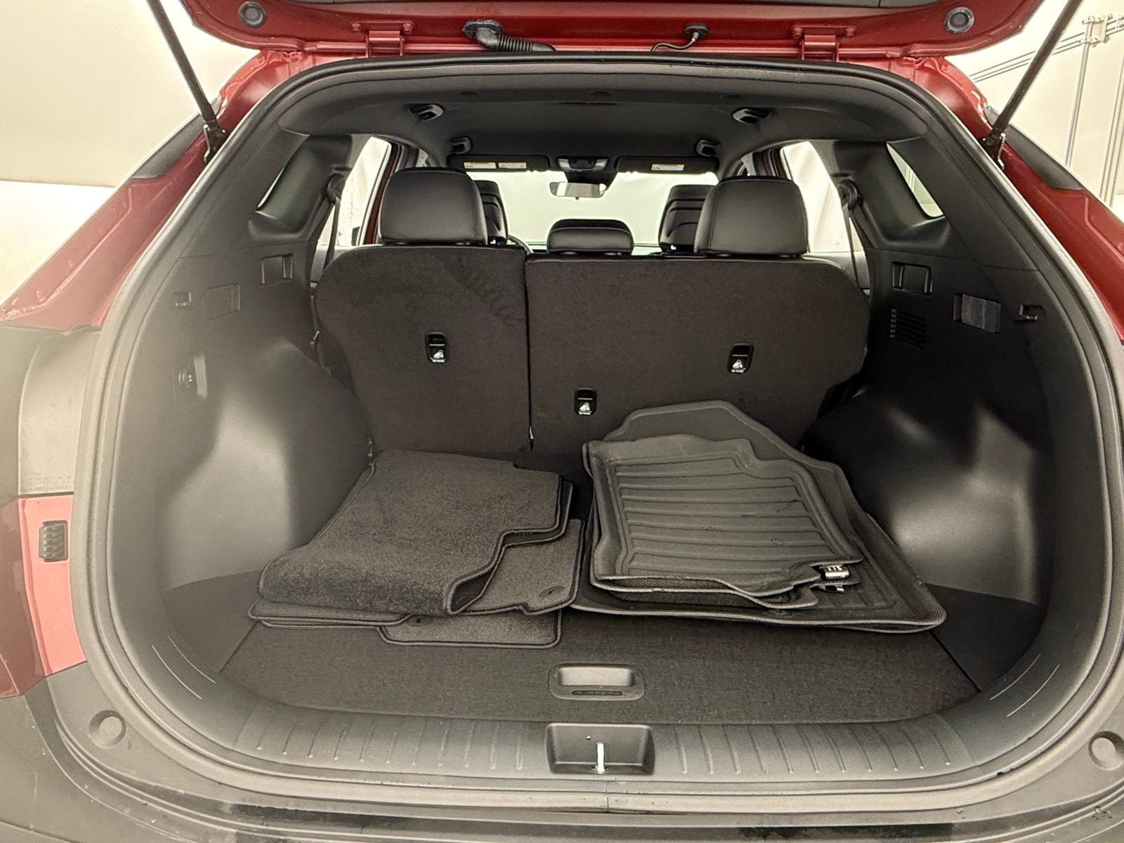 Thumbnail: 2025 Kia Sportage - 6