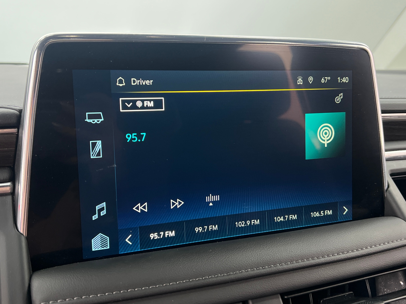 Thumbnail: 2024 Chevrolet Suburban - 3