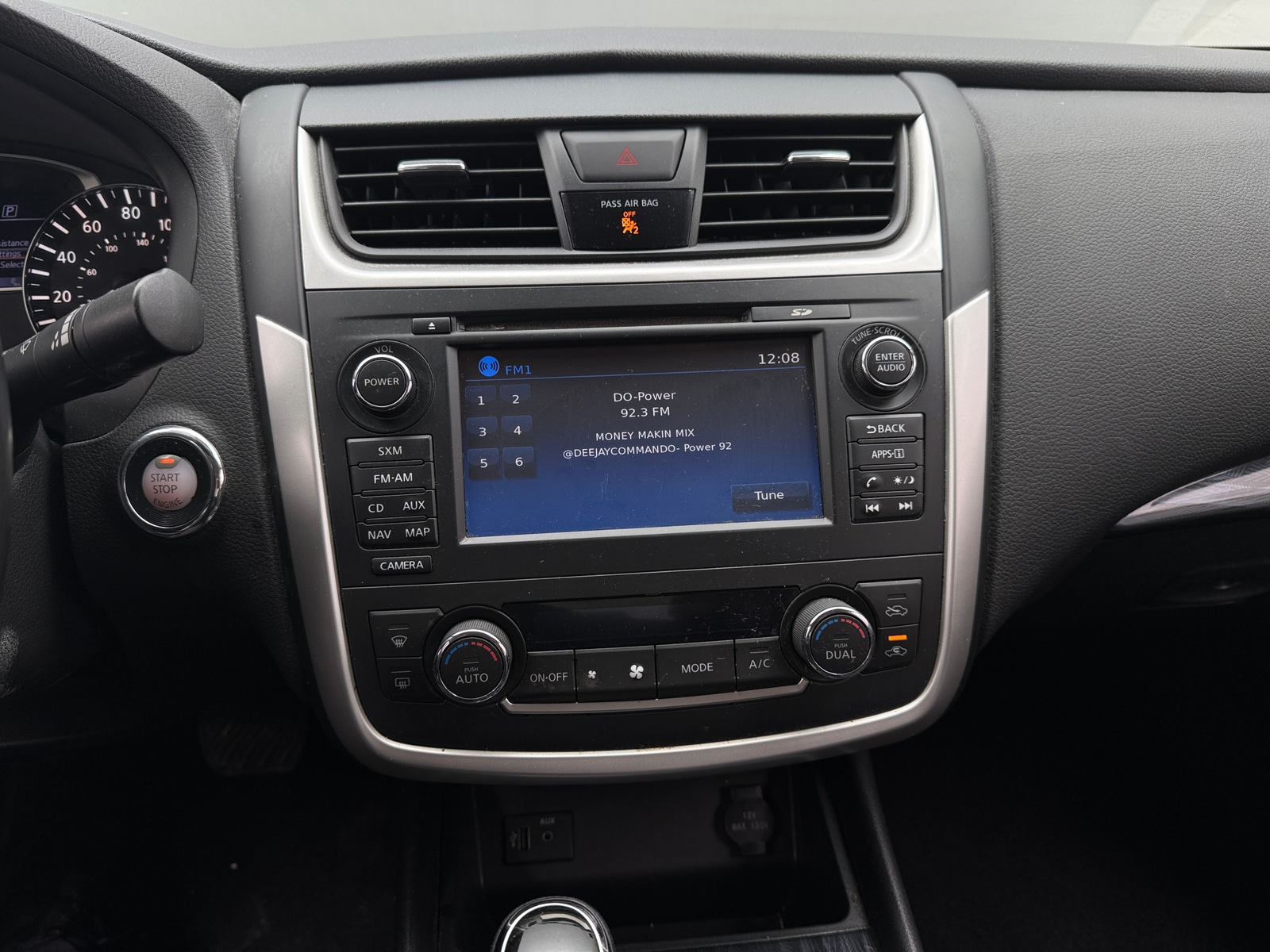 Thumbnail: 2016 Nissan Altima - 3