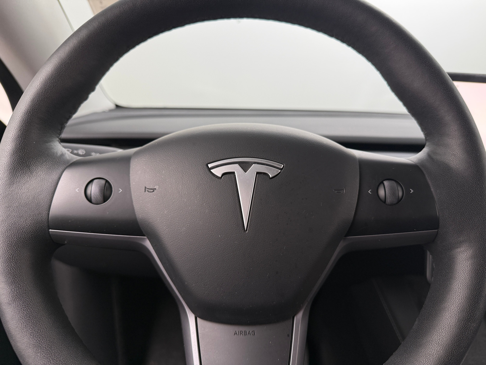Thumbnail: 2023 Tesla Model Y - 4