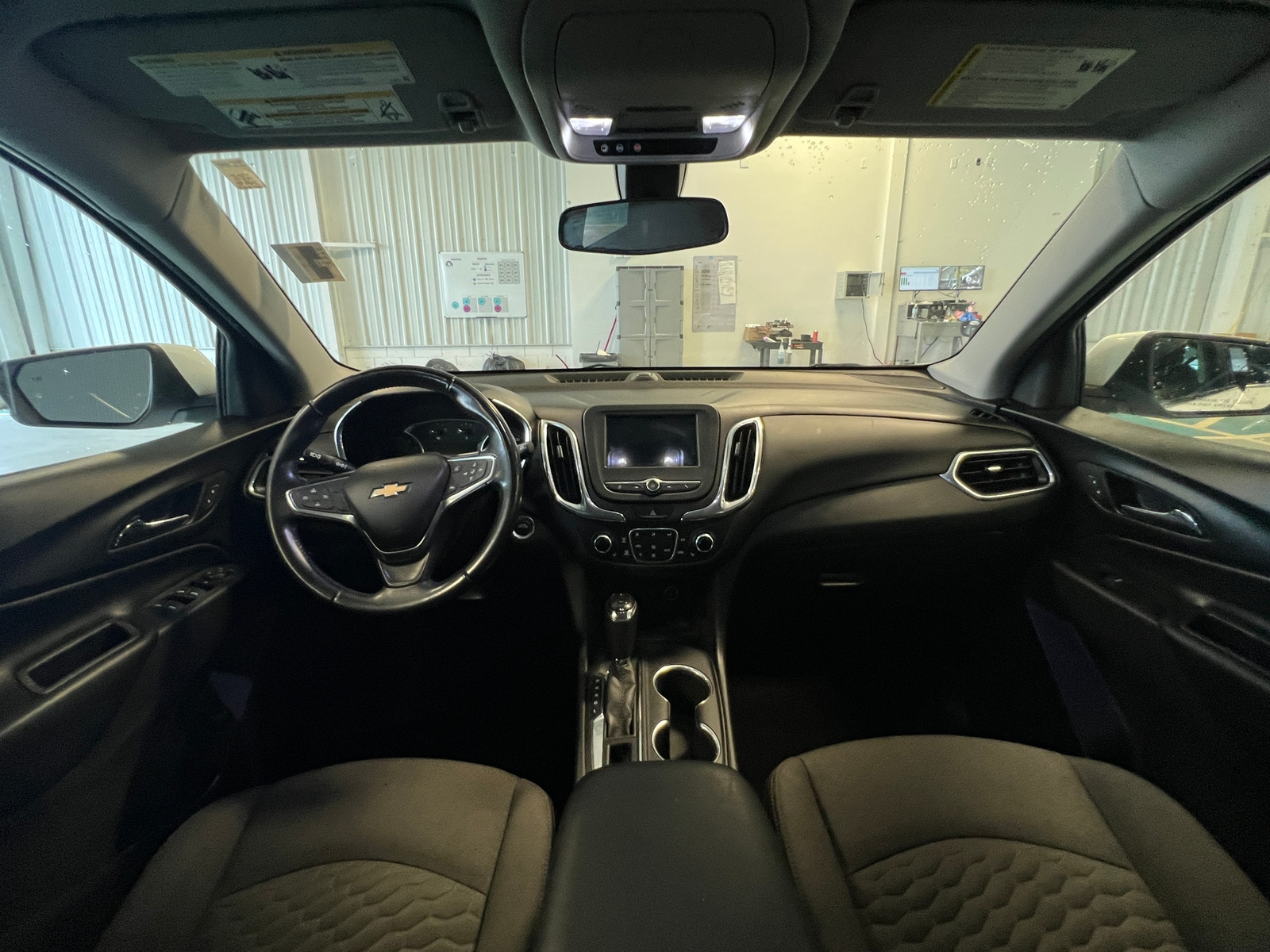 Thumbnail: 2019 Chevrolet Equinox - 3