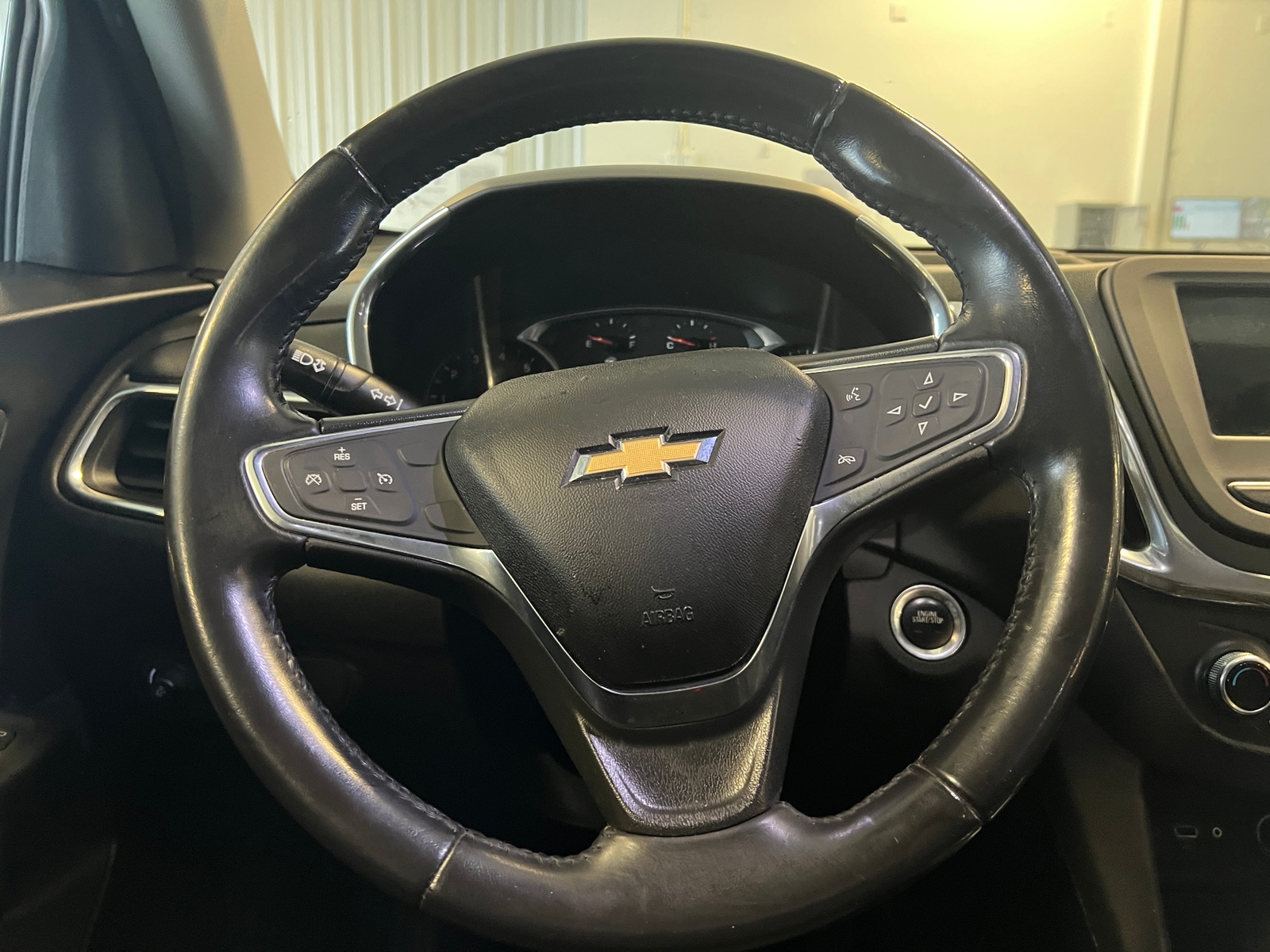 Thumbnail: 2019 Chevrolet Equinox - 5