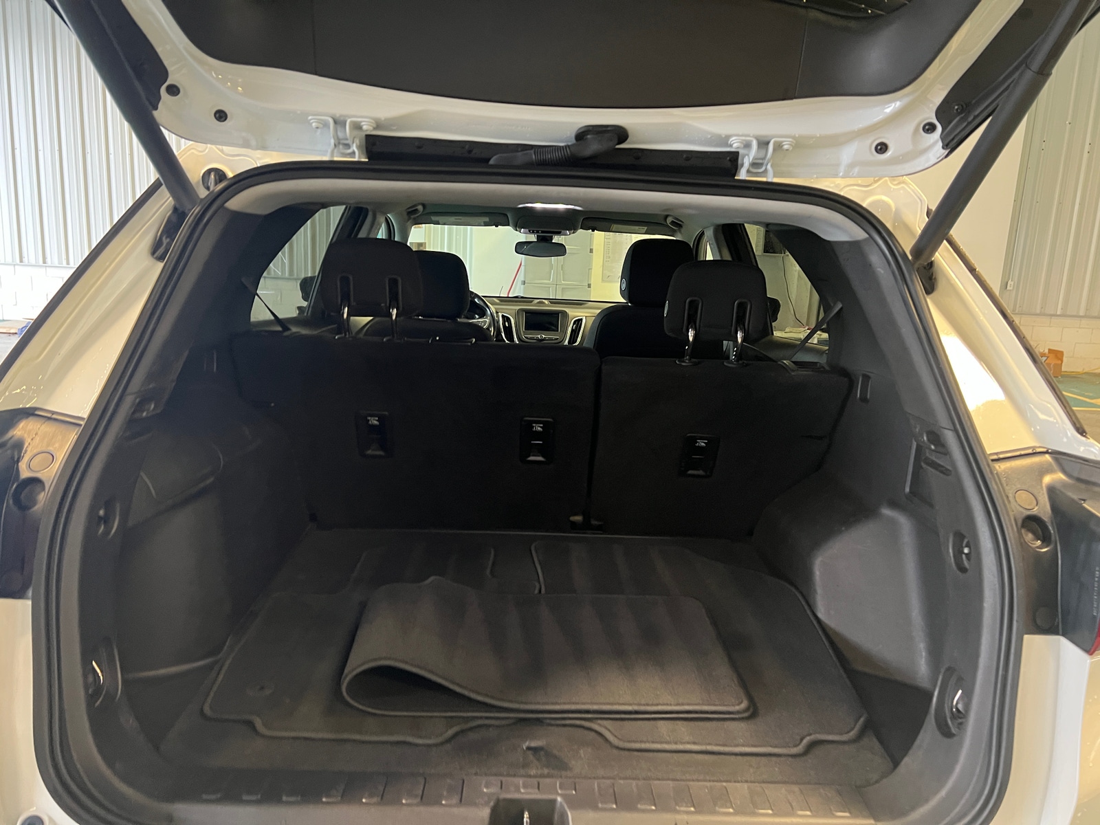 Thumbnail: 2019 Chevrolet Equinox - 7