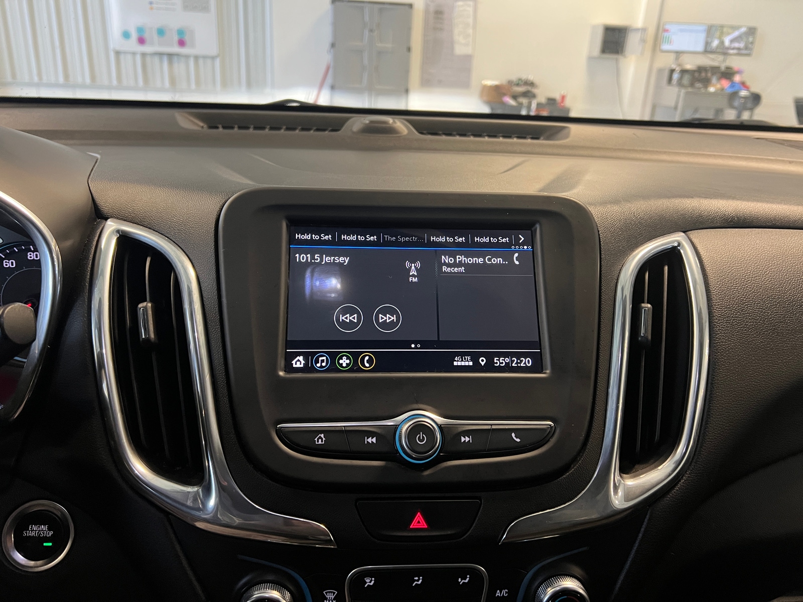 Thumbnail: 2019 Chevrolet Equinox - 4