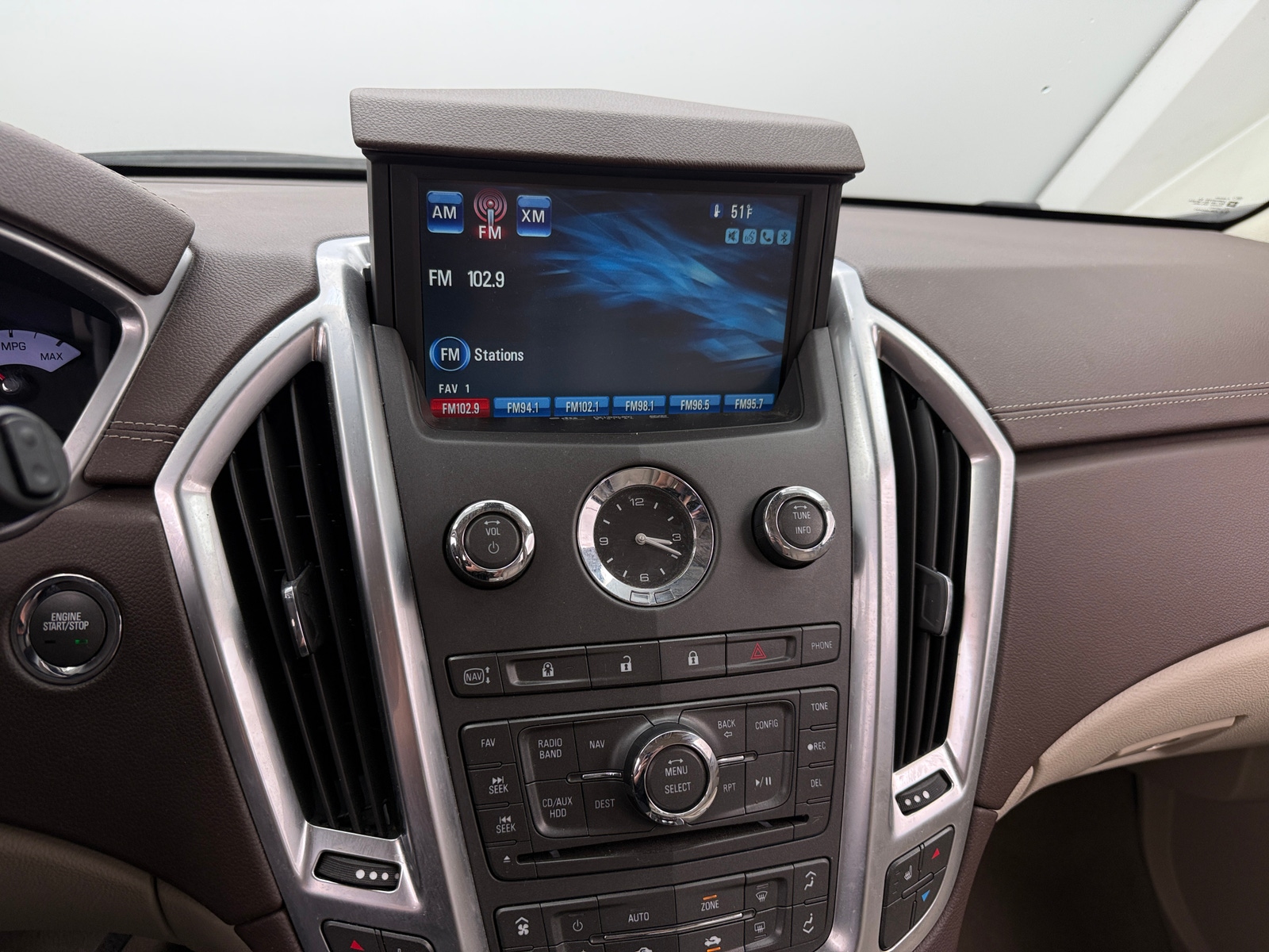 Thumbnail: 2011 Cadillac SRX - 3