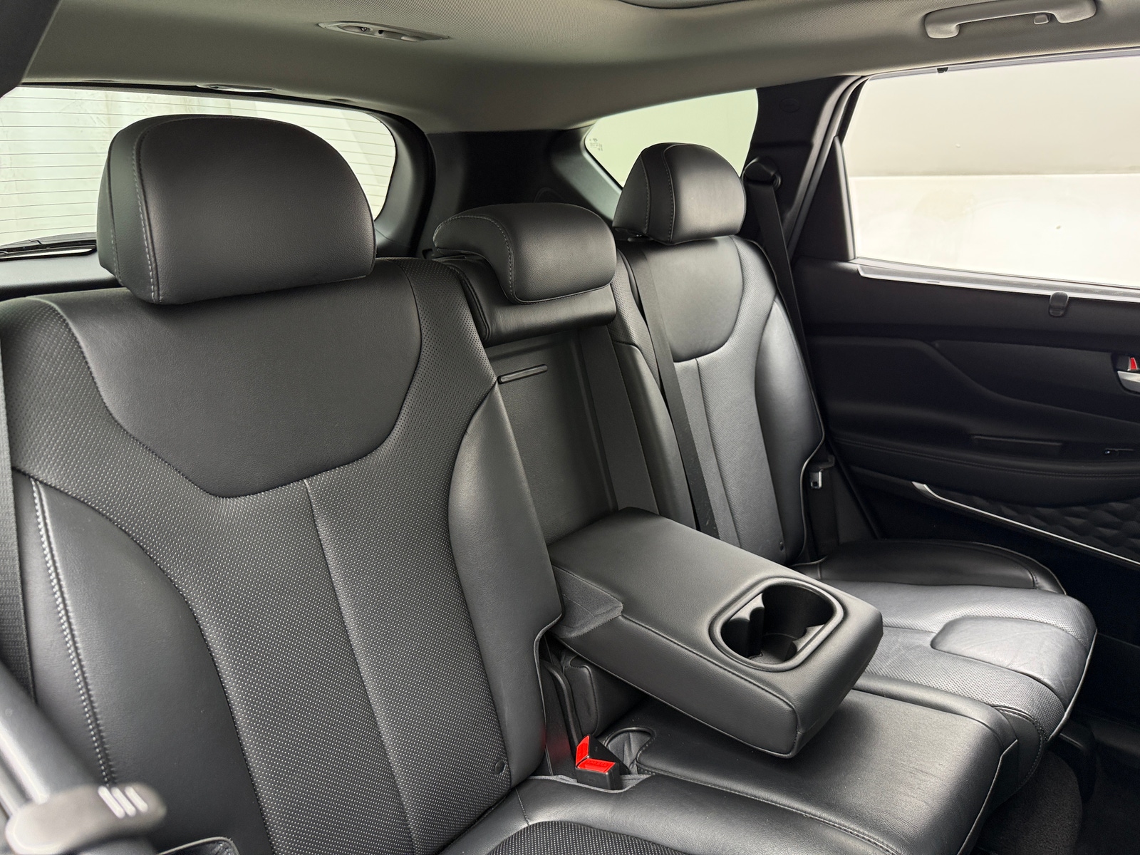 Thumbnail: 2022 Hyundai Santa Fe - 6