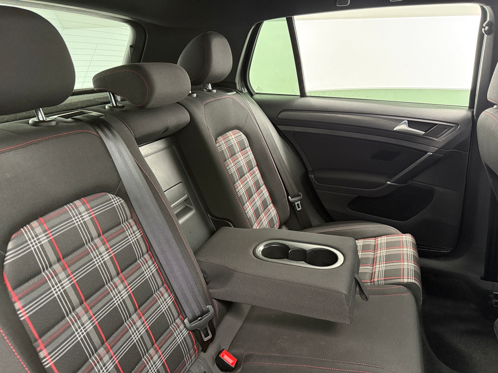 Thumbnail: 2020 Volkswagen Golf - 6