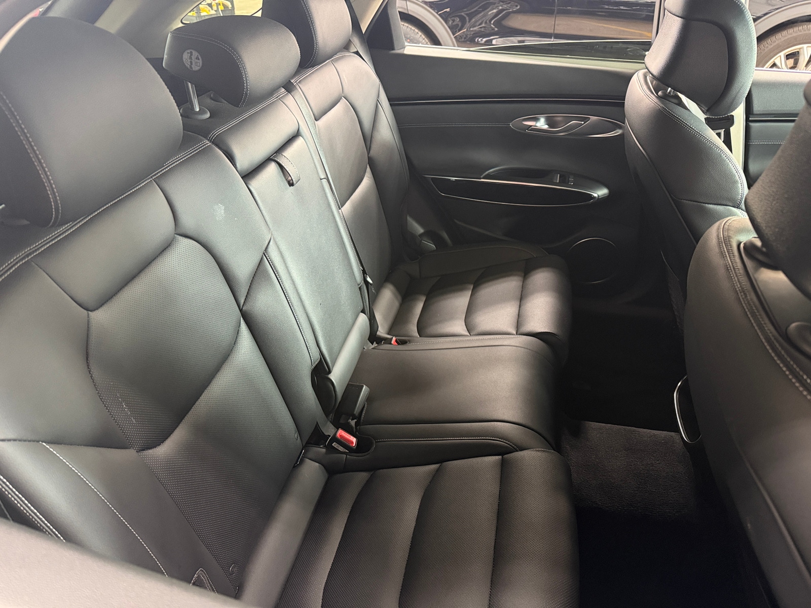 Thumbnail: 2025 Genesis GV70 - 5