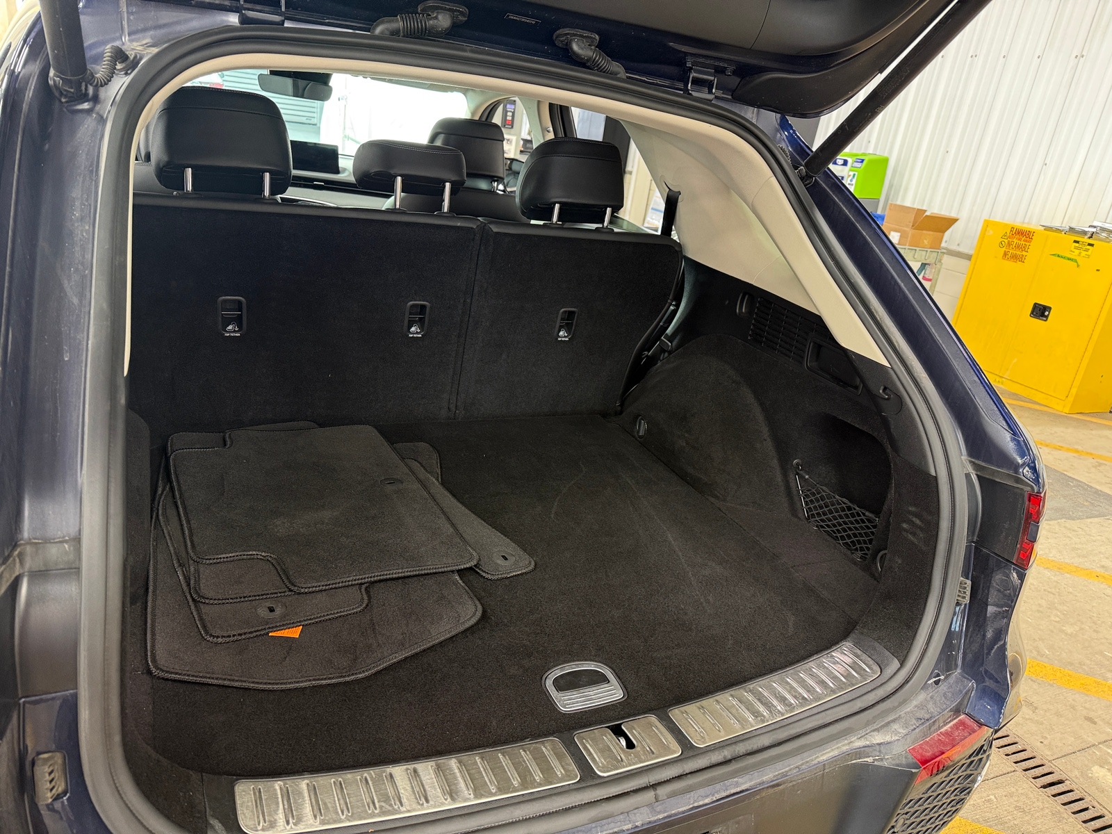 Thumbnail: 2025 Genesis GV70 - 6