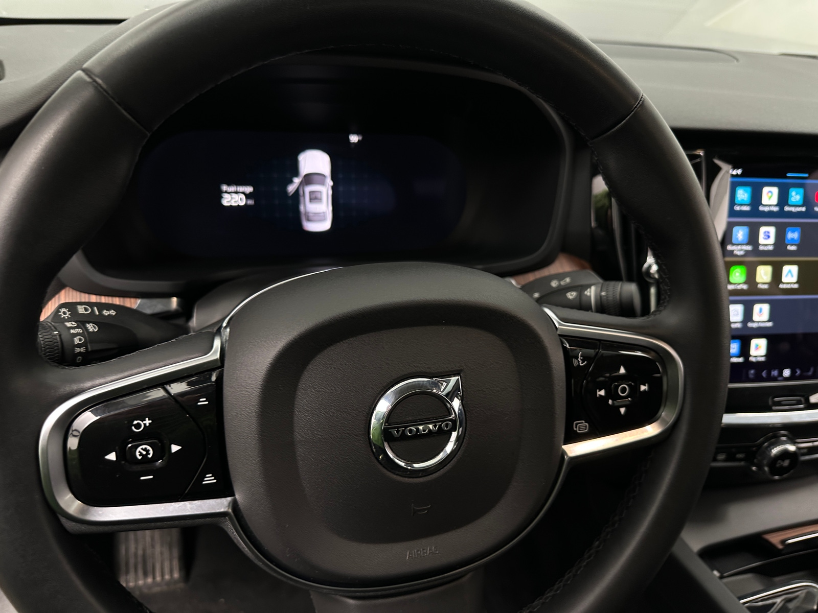 Thumbnail: 2024 Volvo S60 - 4