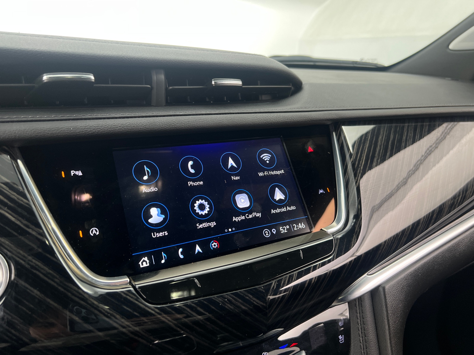 Thumbnail: 2025 Cadillac XT6 - 3