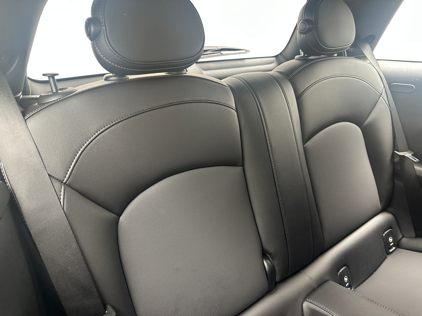 Thumbnail: 2018 MINI Cooper Hardtop - 5