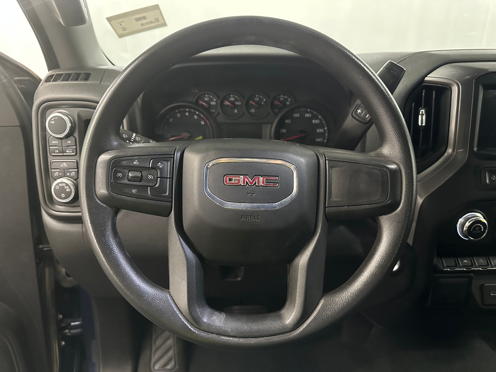 Thumbnail: 2023 GMC Sierra 1500 - 5