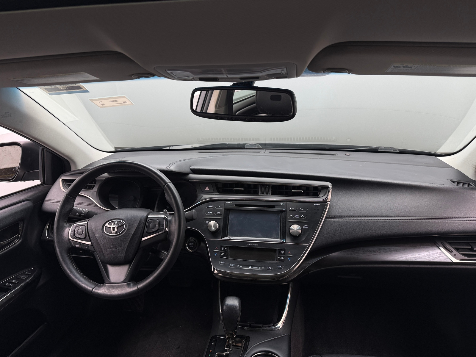 Thumbnail: 2016 Toyota Avalon - 2