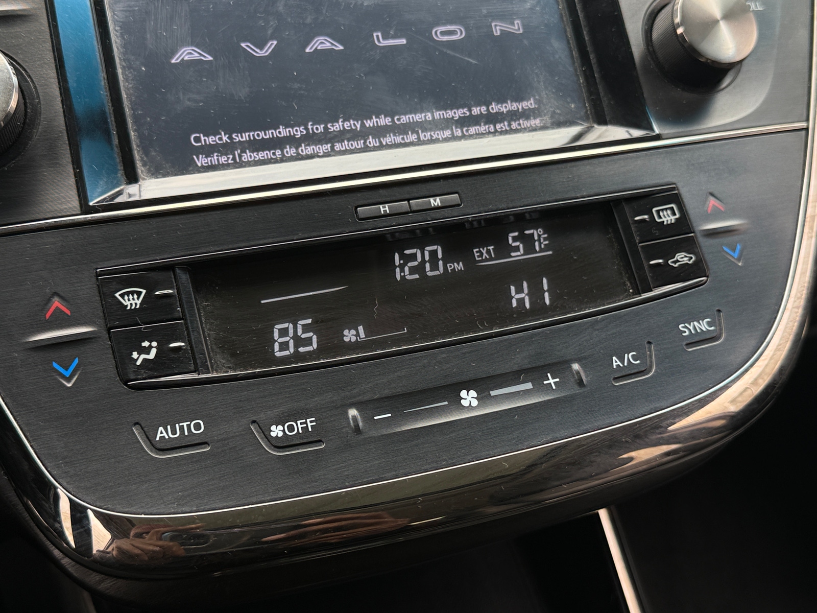 Thumbnail: 2016 Toyota Avalon - 3