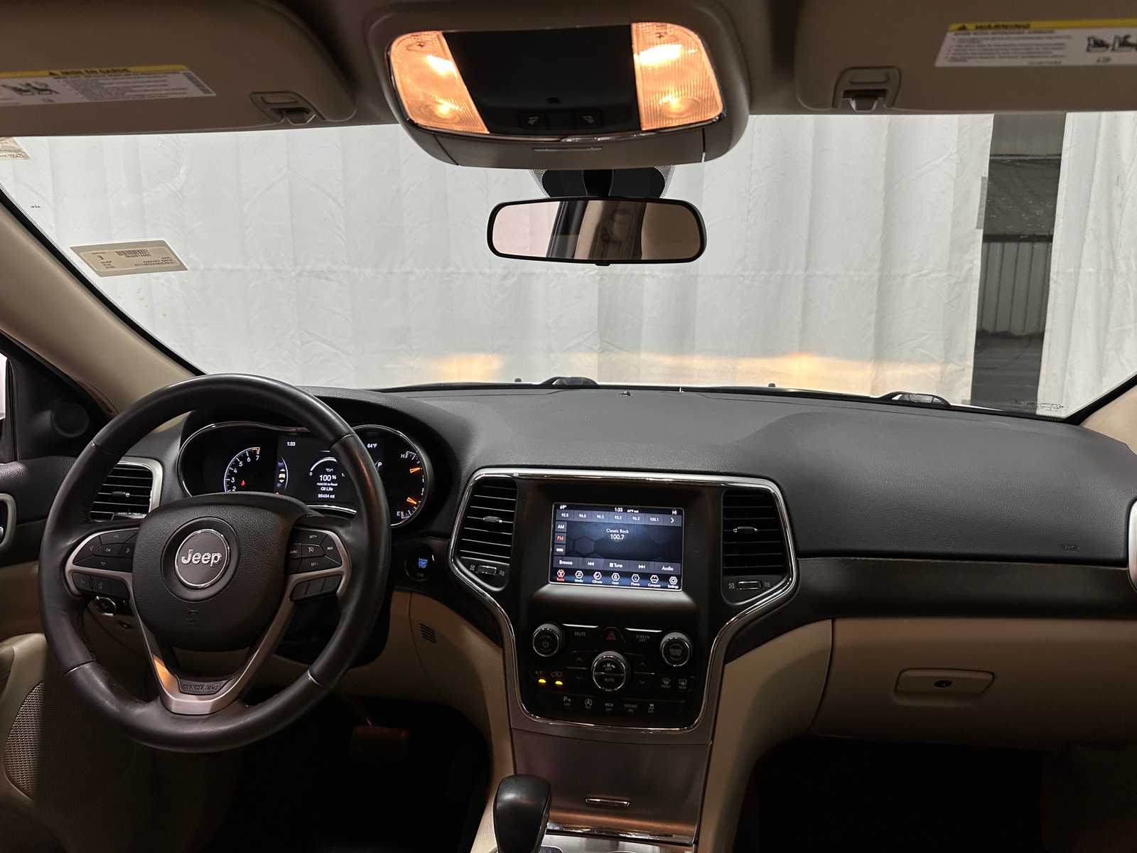 Thumbnail: 2018 Jeep Grand Cherokee - 3