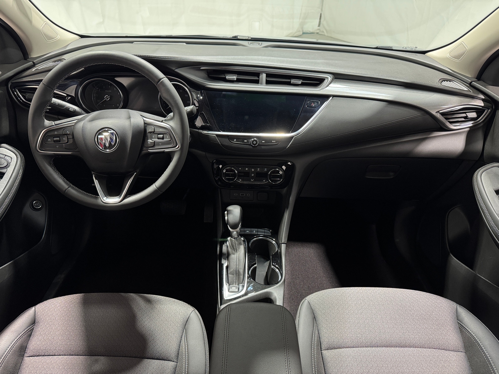 Thumbnail: 2022 Buick Encore GX - 3