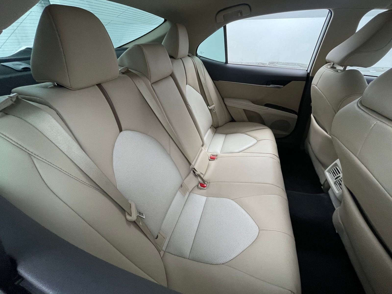 Thumbnail: 2020 Toyota Camry - 5