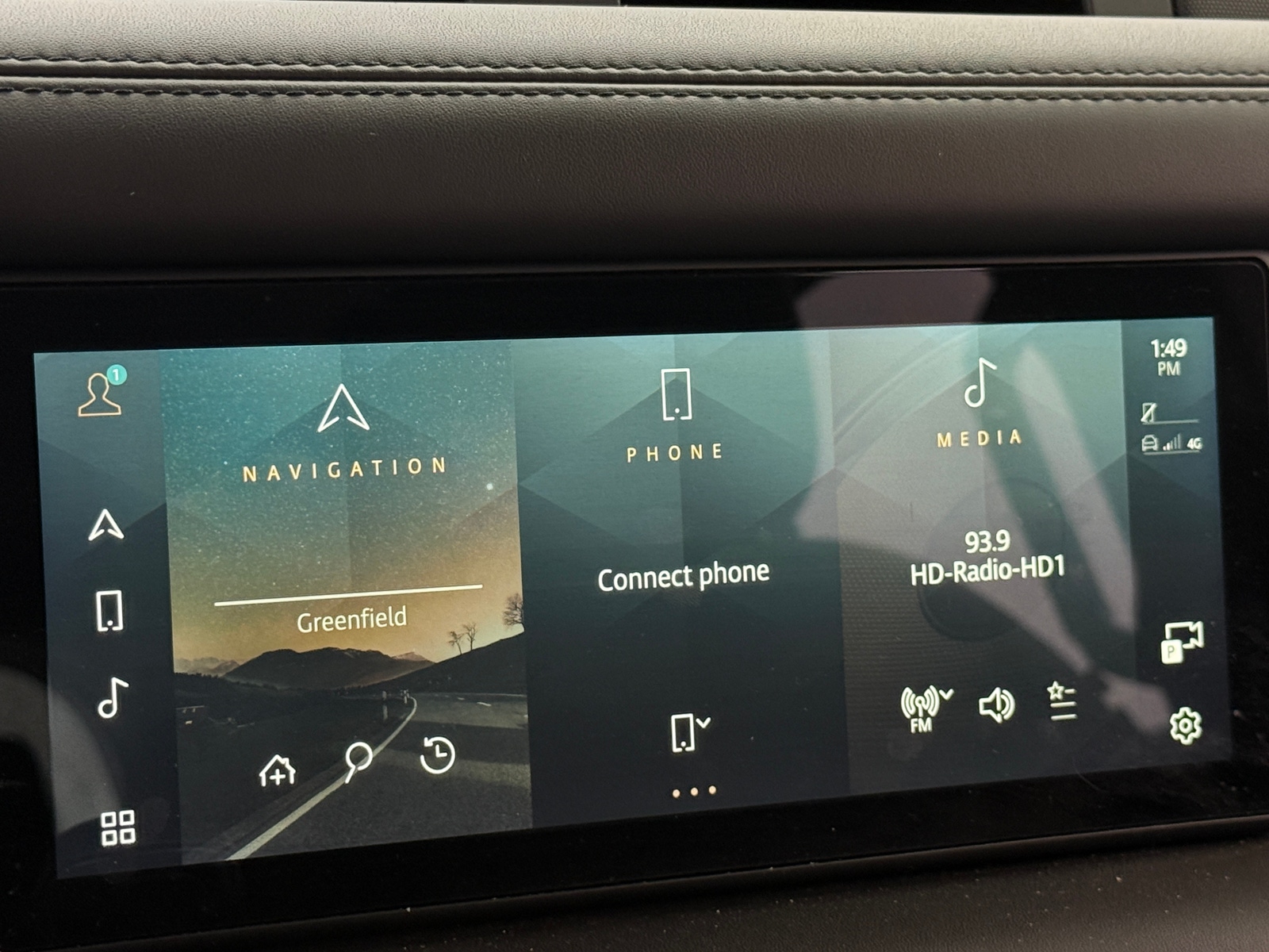 Thumbnail: 2021 Land Rover Defender - 3