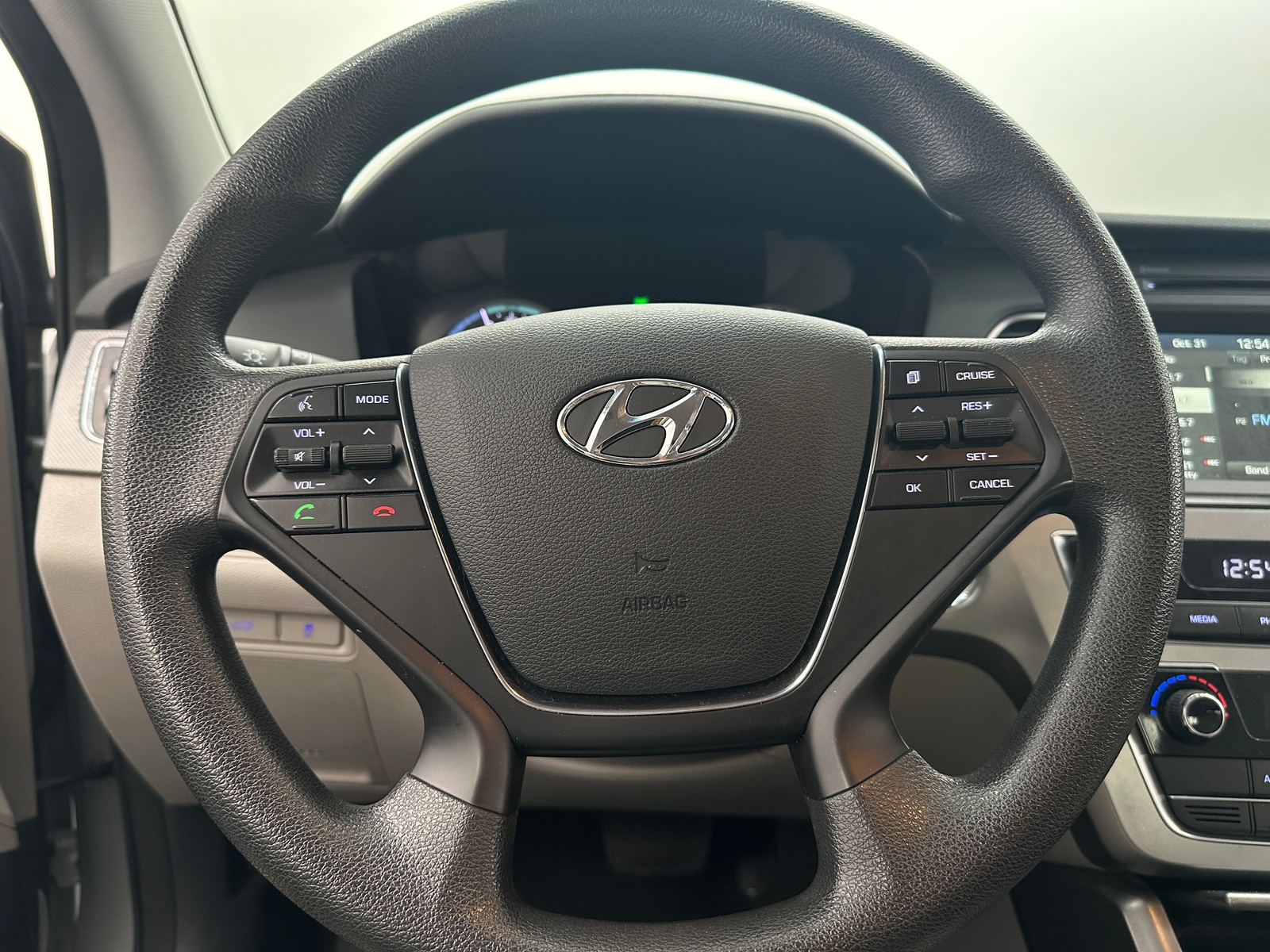 Thumbnail: 2017 Hyundai Sonata - 5