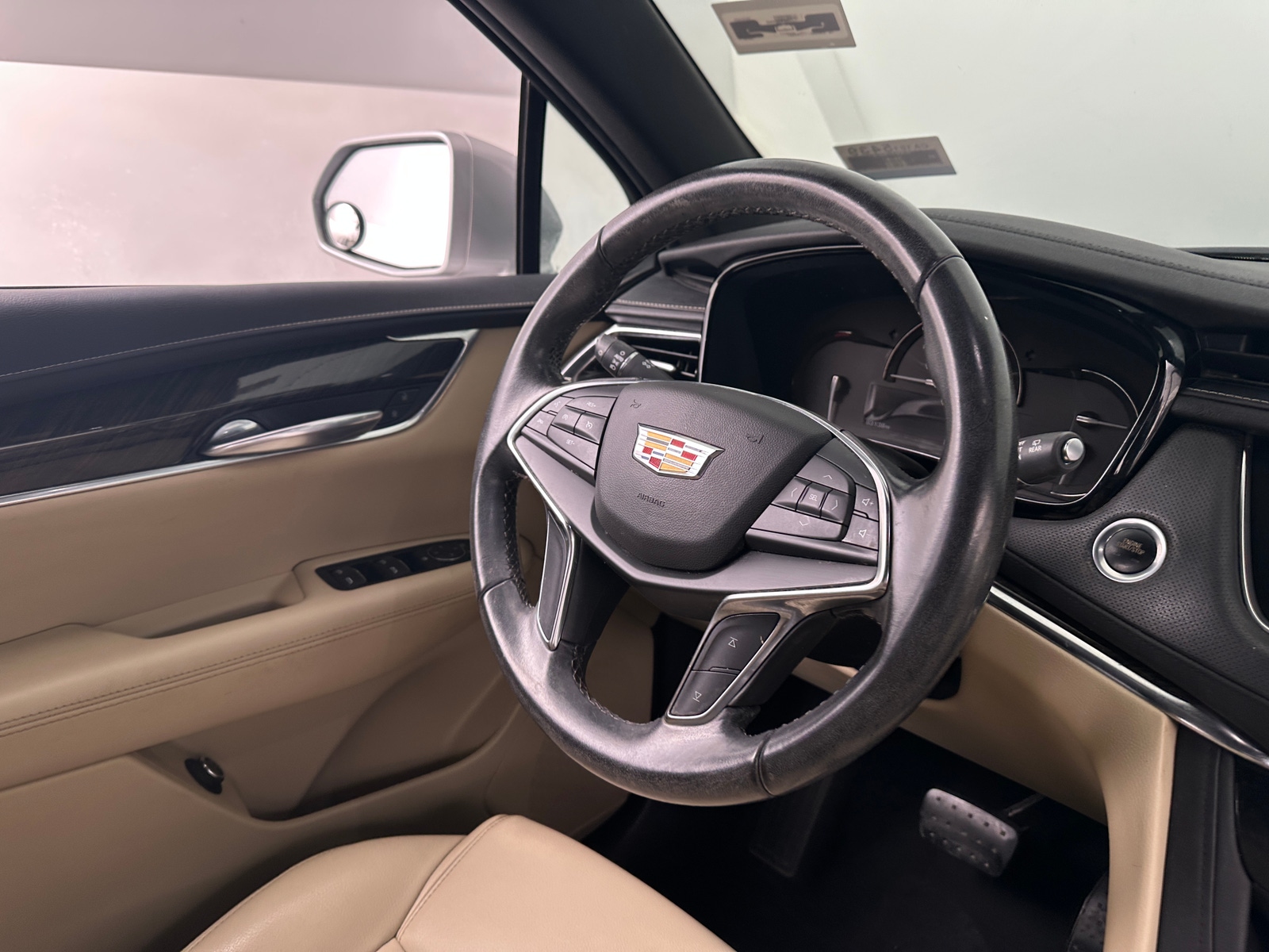 Thumbnail: 2019 Cadillac XT5 - 4