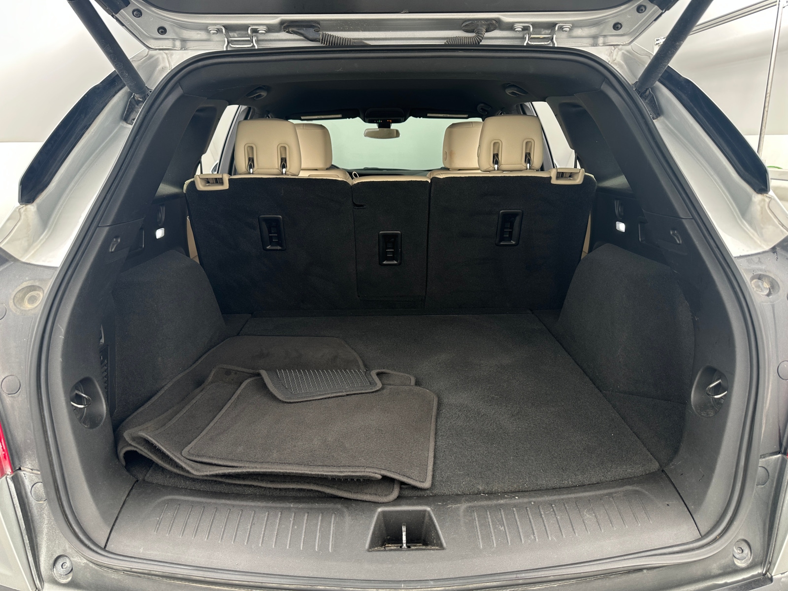 Thumbnail: 2019 Cadillac XT5 - 6