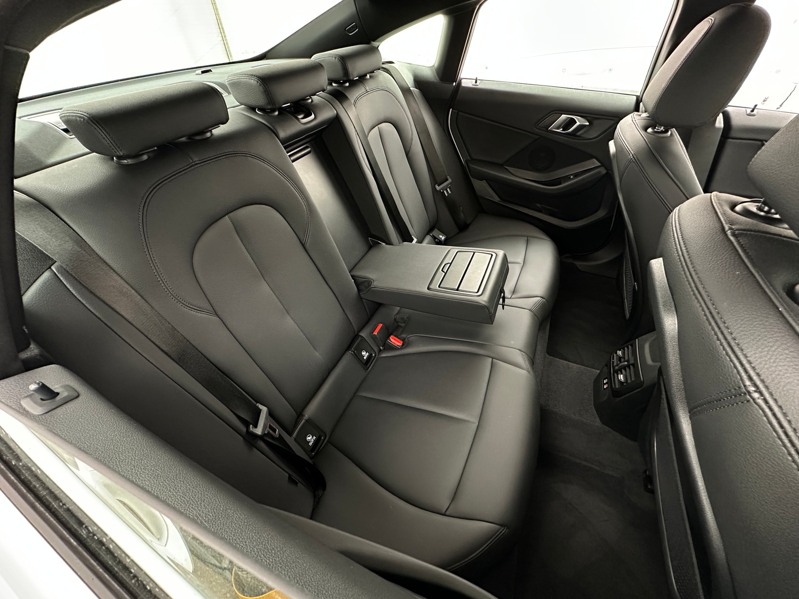 Thumbnail: 2024 BMW 2 Series - 5