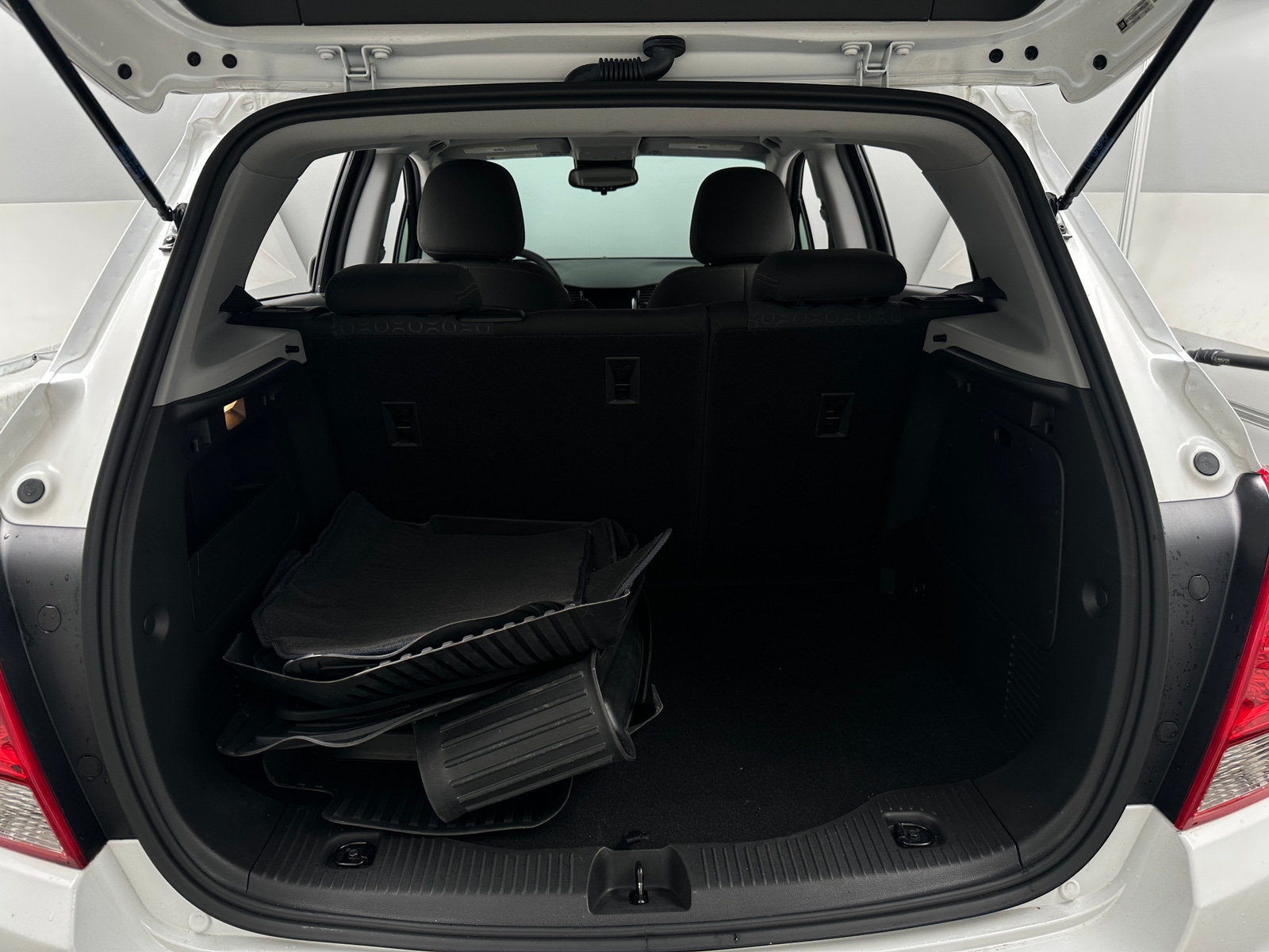 Thumbnail: 2020 Chevrolet Trax - 7