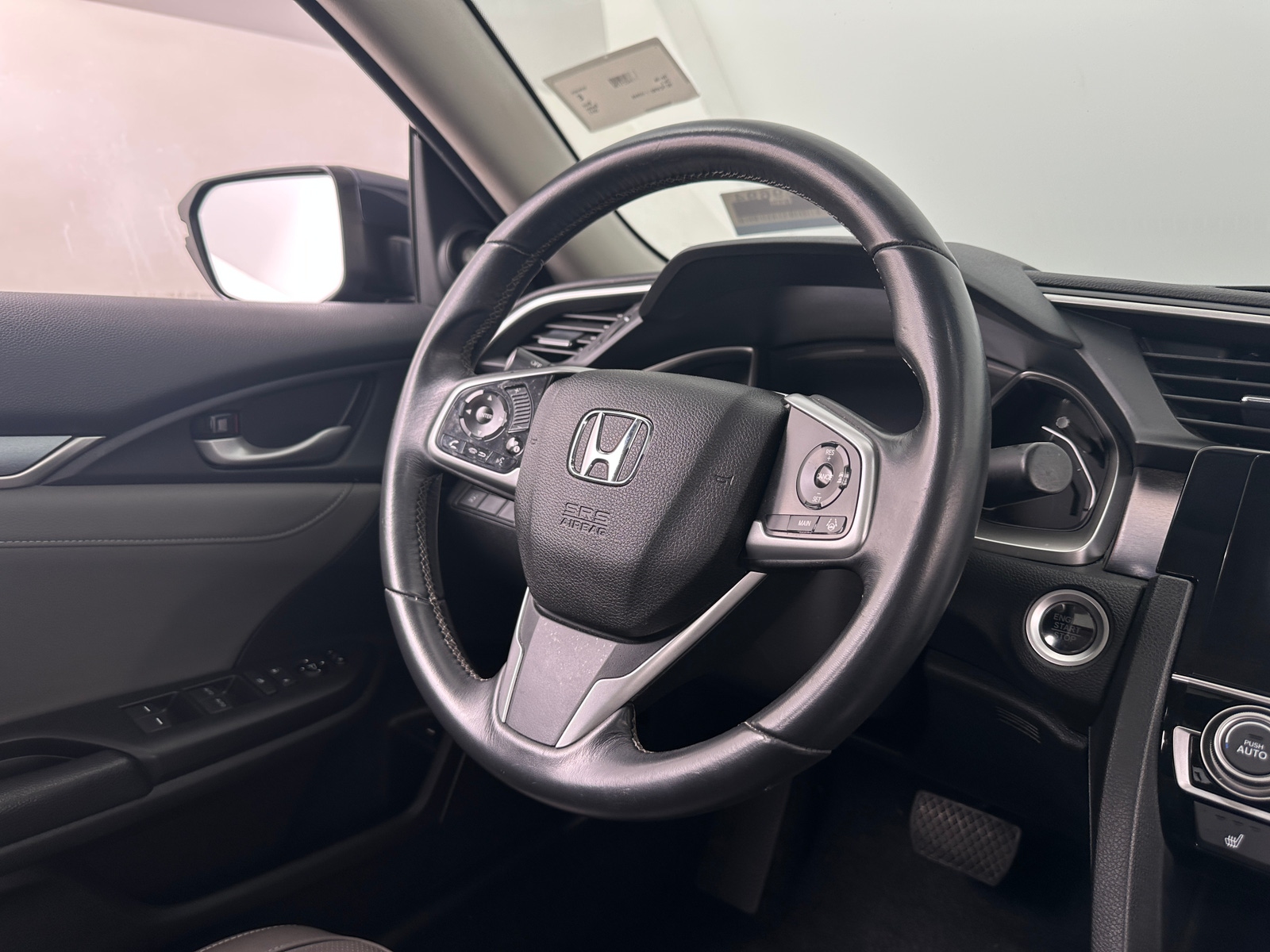 Thumbnail: 2017 Honda Civic - 4