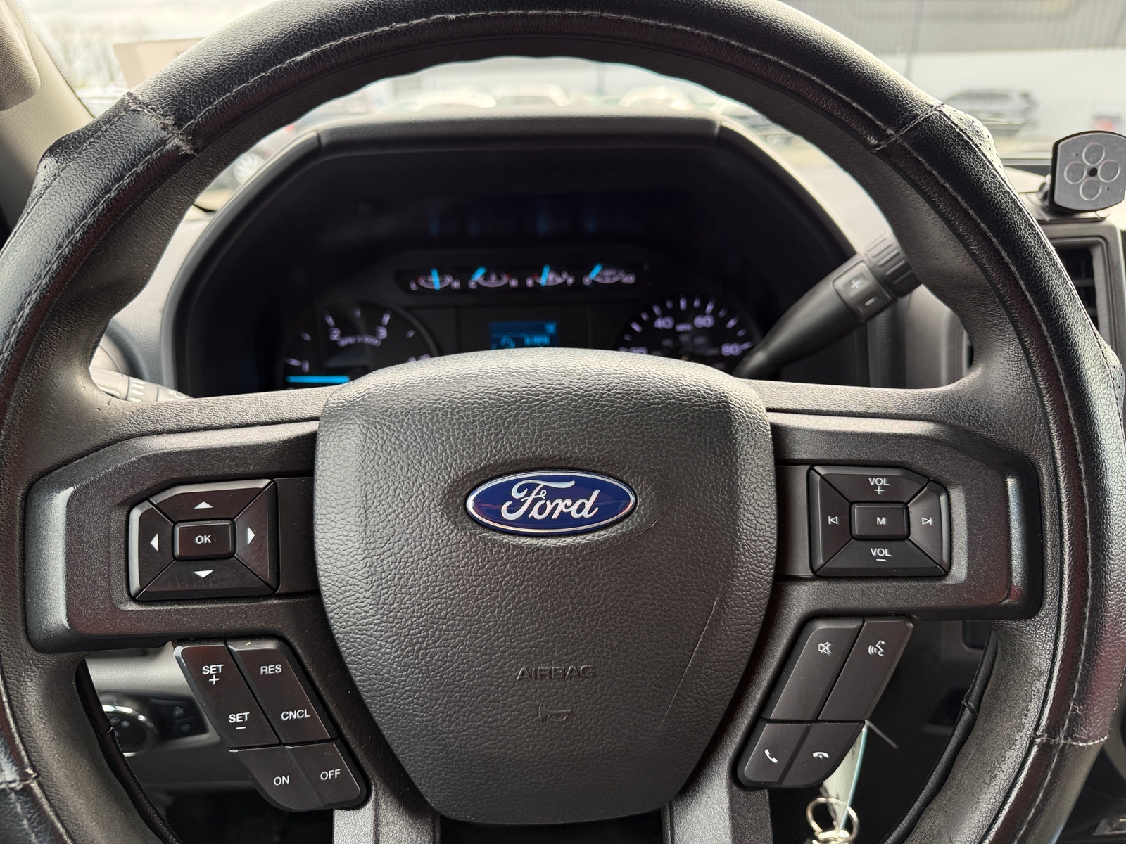 Thumbnail: 2022 Ford Econoline - 5