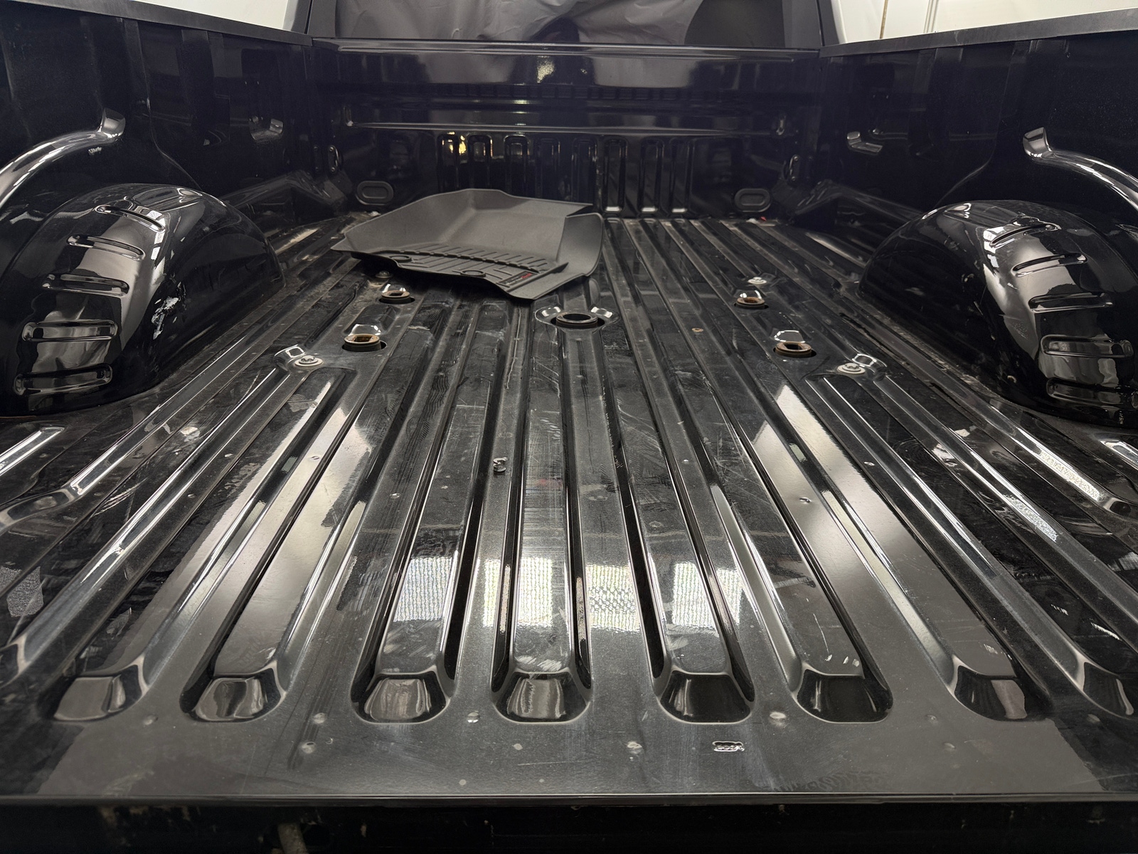 Thumbnail: 2022 Ford Econoline - 7