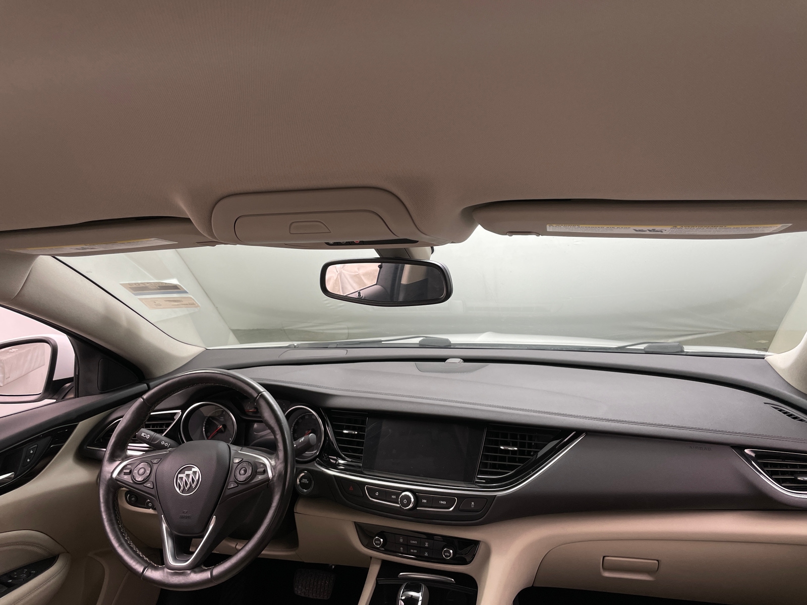 Thumbnail: 2018 Buick Regal - 3