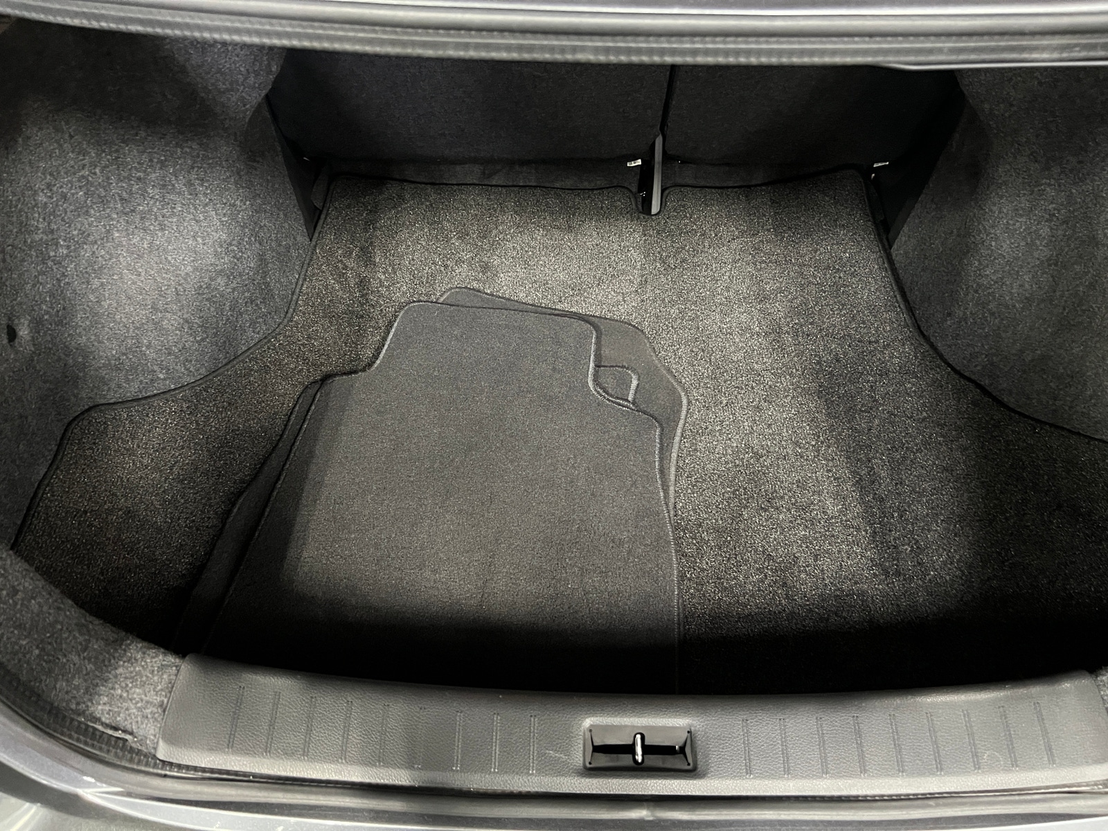 Thumbnail: 2019 Nissan Sentra - 7