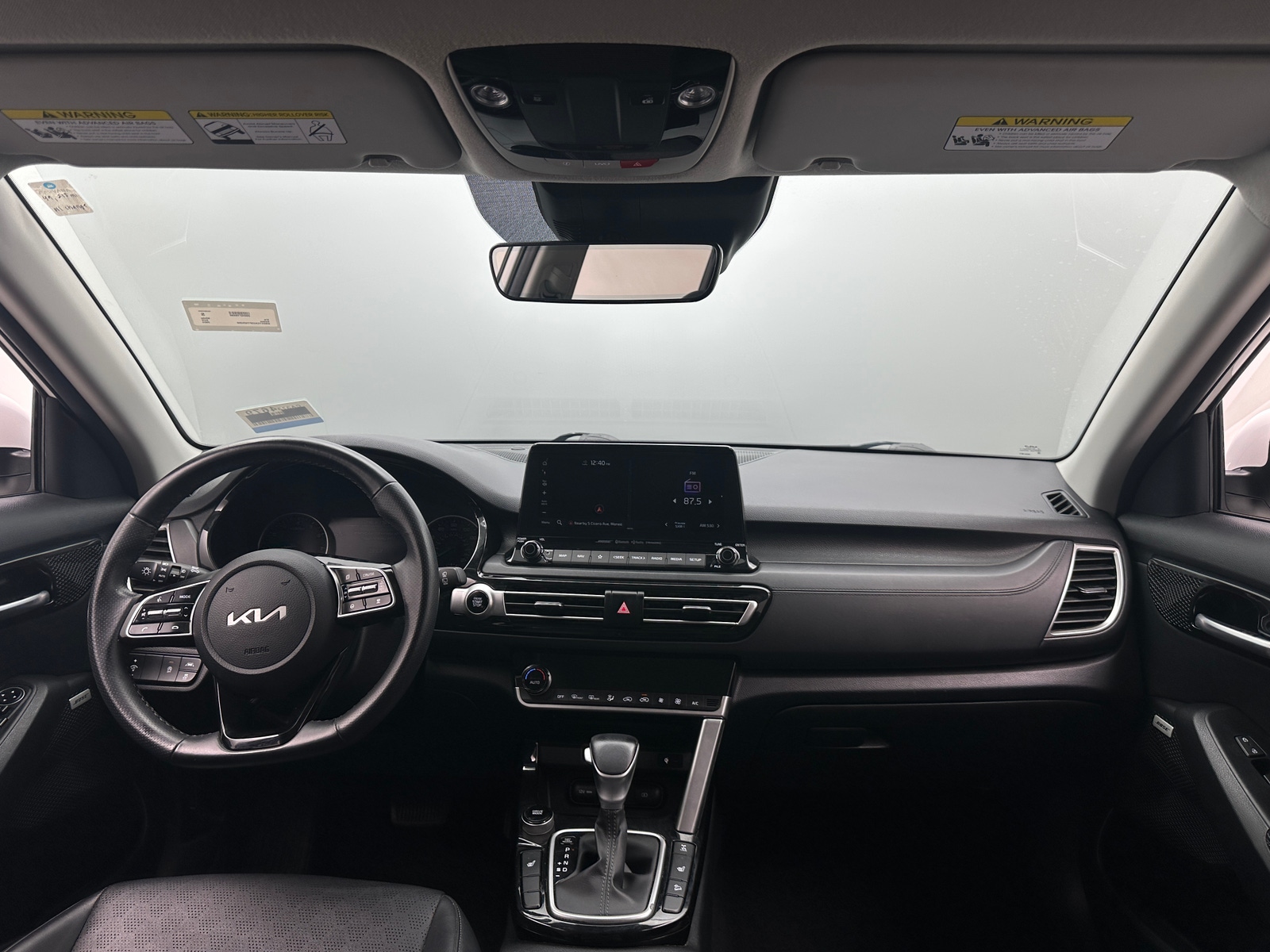 Thumbnail: 2023 Kia Seltos - 3