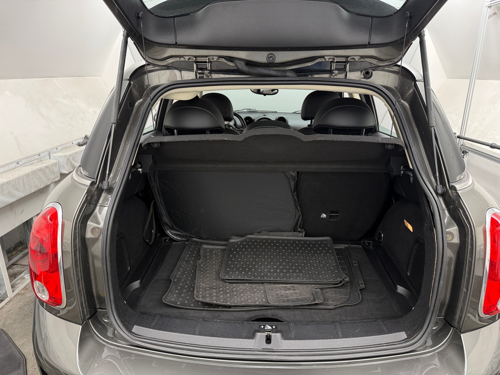 Thumbnail: 2014 MINI Cooper Countryman - 6