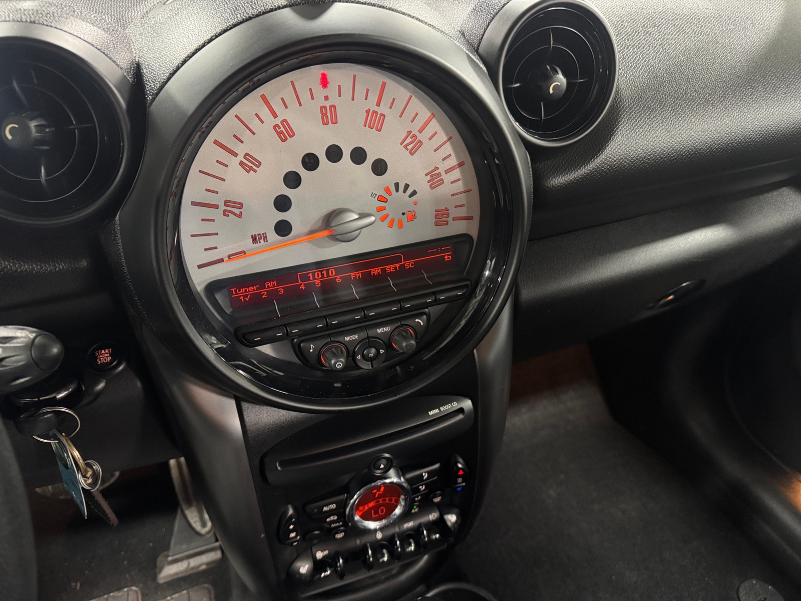 Thumbnail: 2014 MINI Cooper Countryman - 3