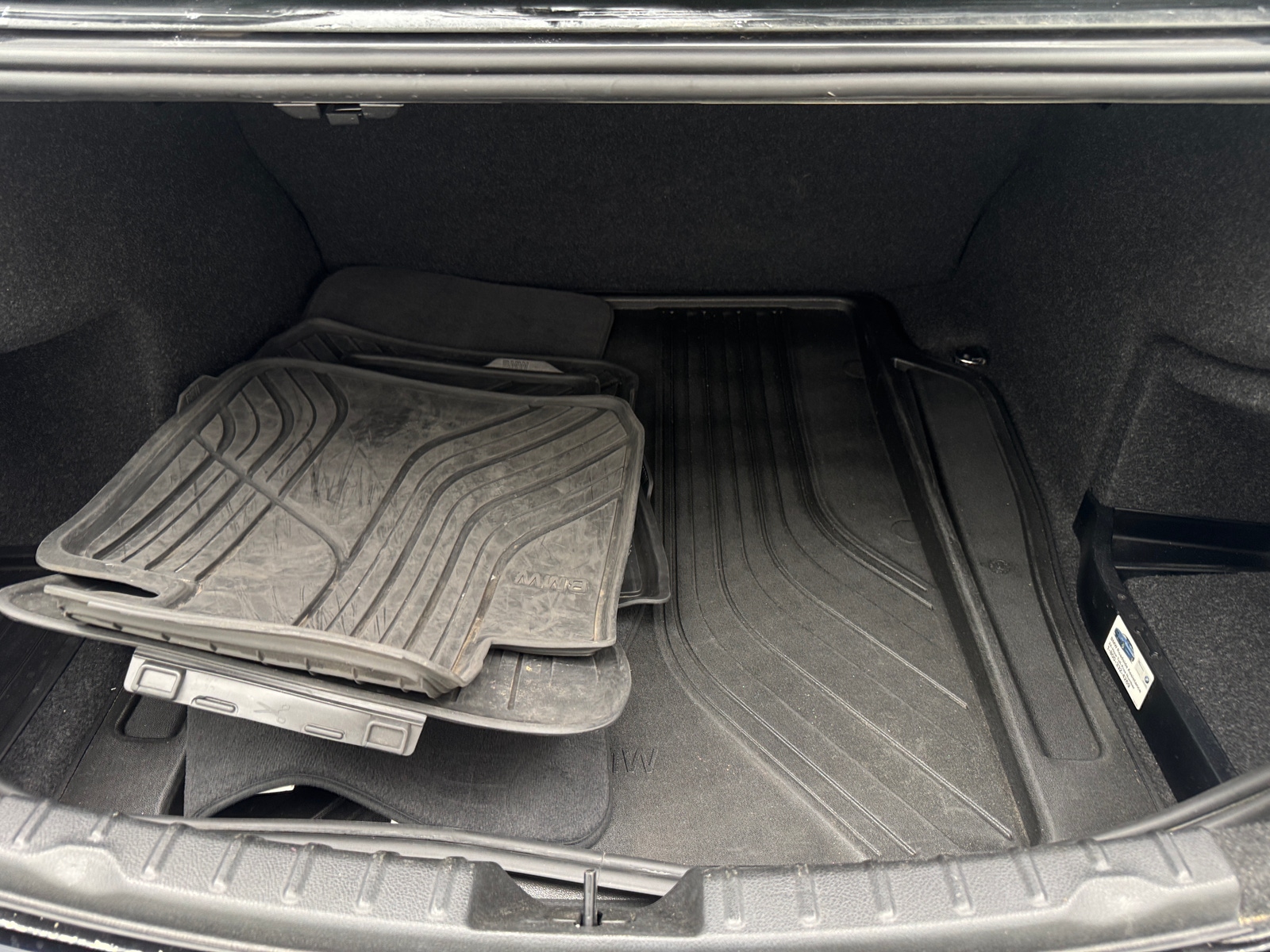 Thumbnail: 2017 BMW 3 Series - 6