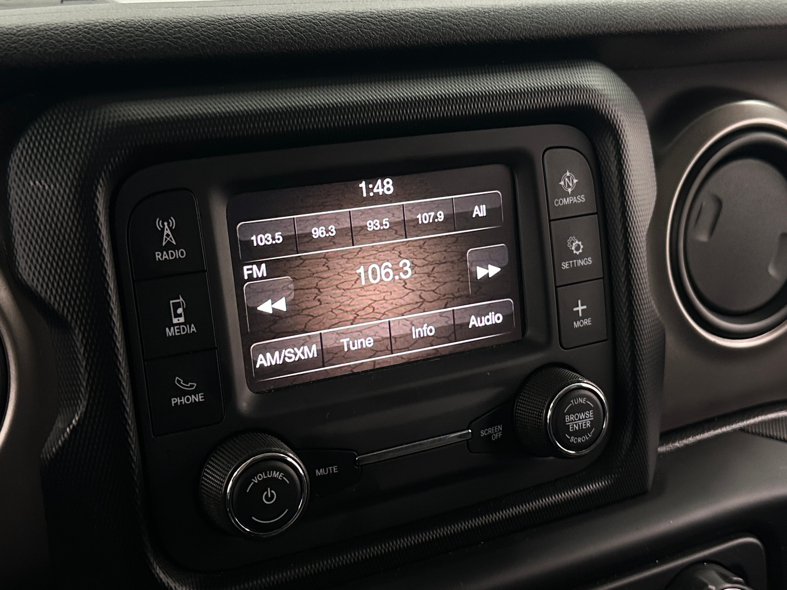 Thumbnail: 2020 Jeep Wrangler - 4