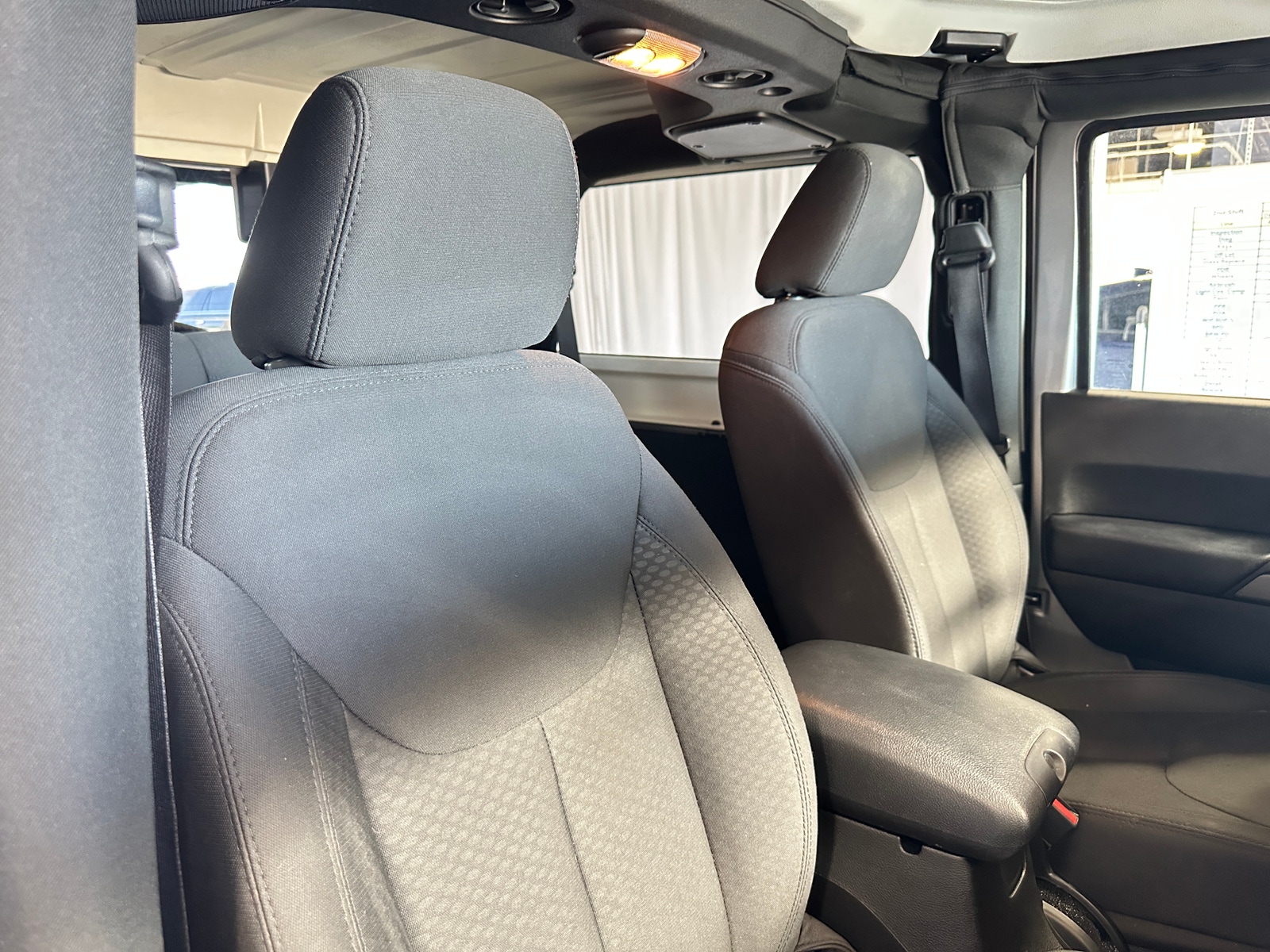 Thumbnail: 2016 Jeep Wrangler - 2