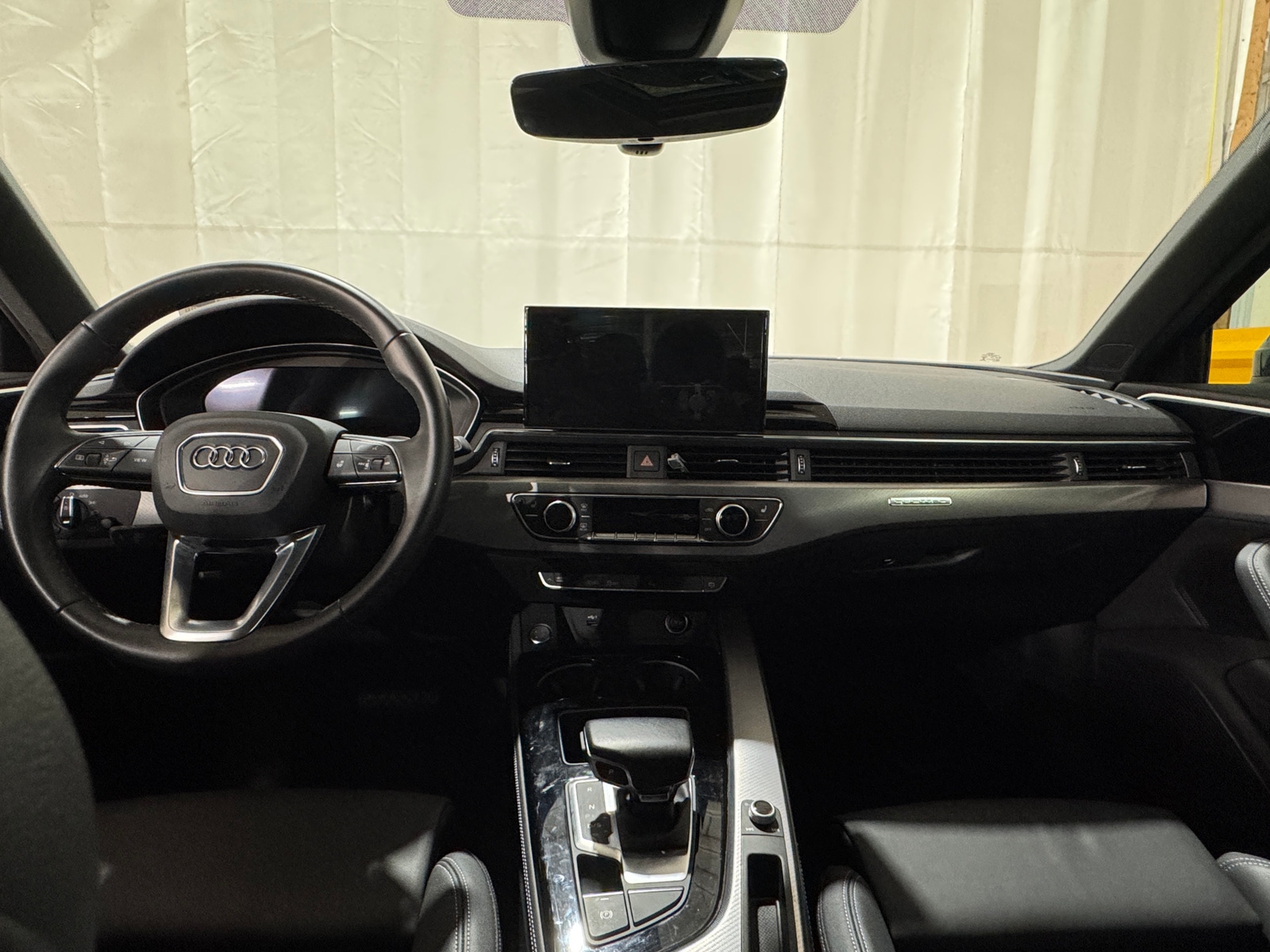 Thumbnail: 2023 Audi A4 - 2