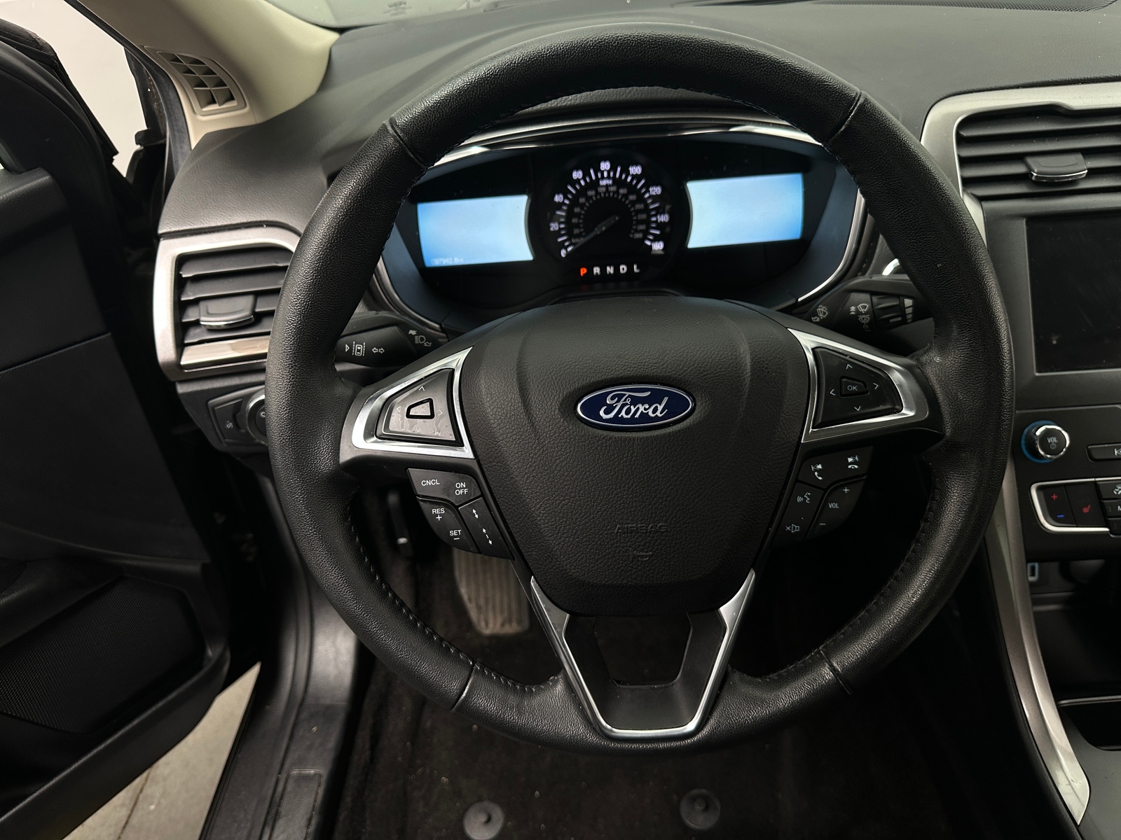 Thumbnail: 2020 Ford Fusion - 4