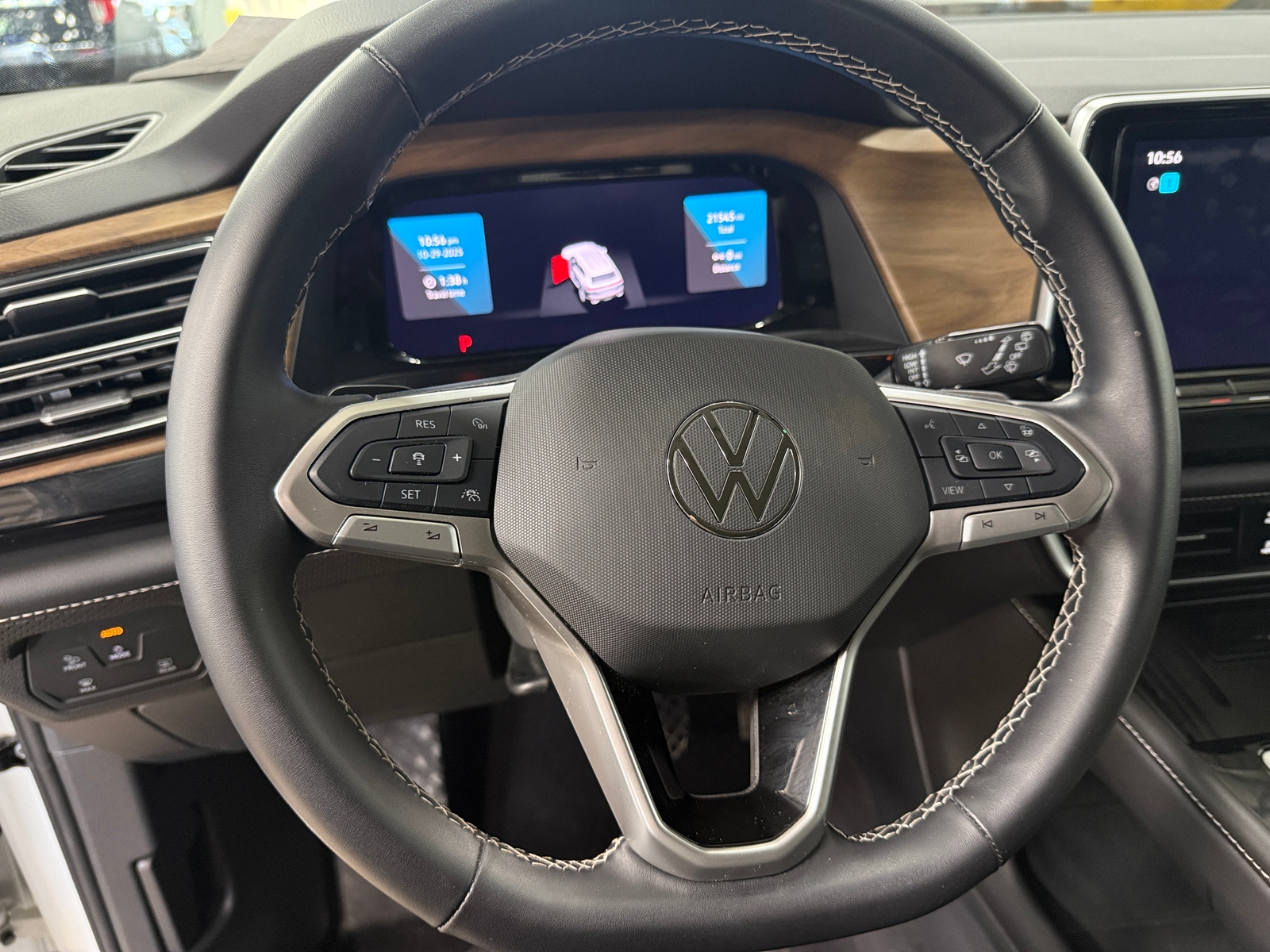 Thumbnail: 2025 Volkswagen Atlas - 4