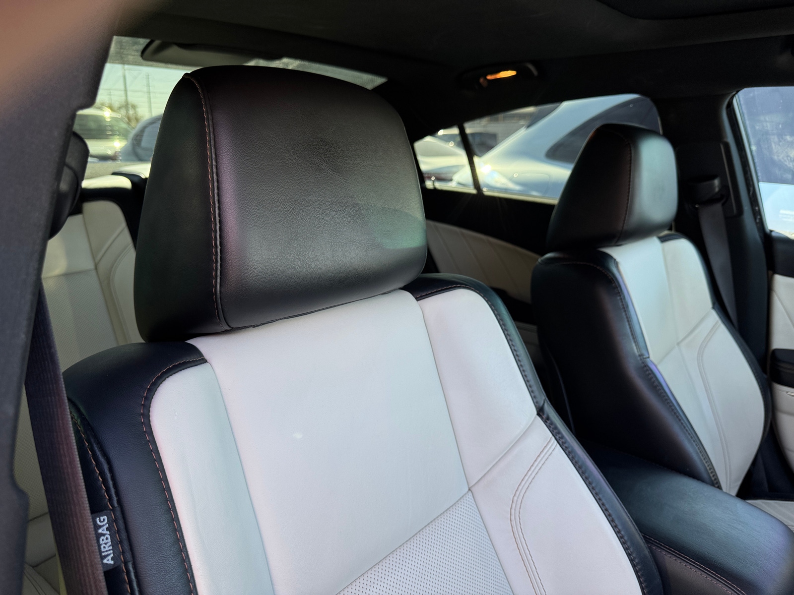 Thumbnail: 2017 Dodge Charger - 2