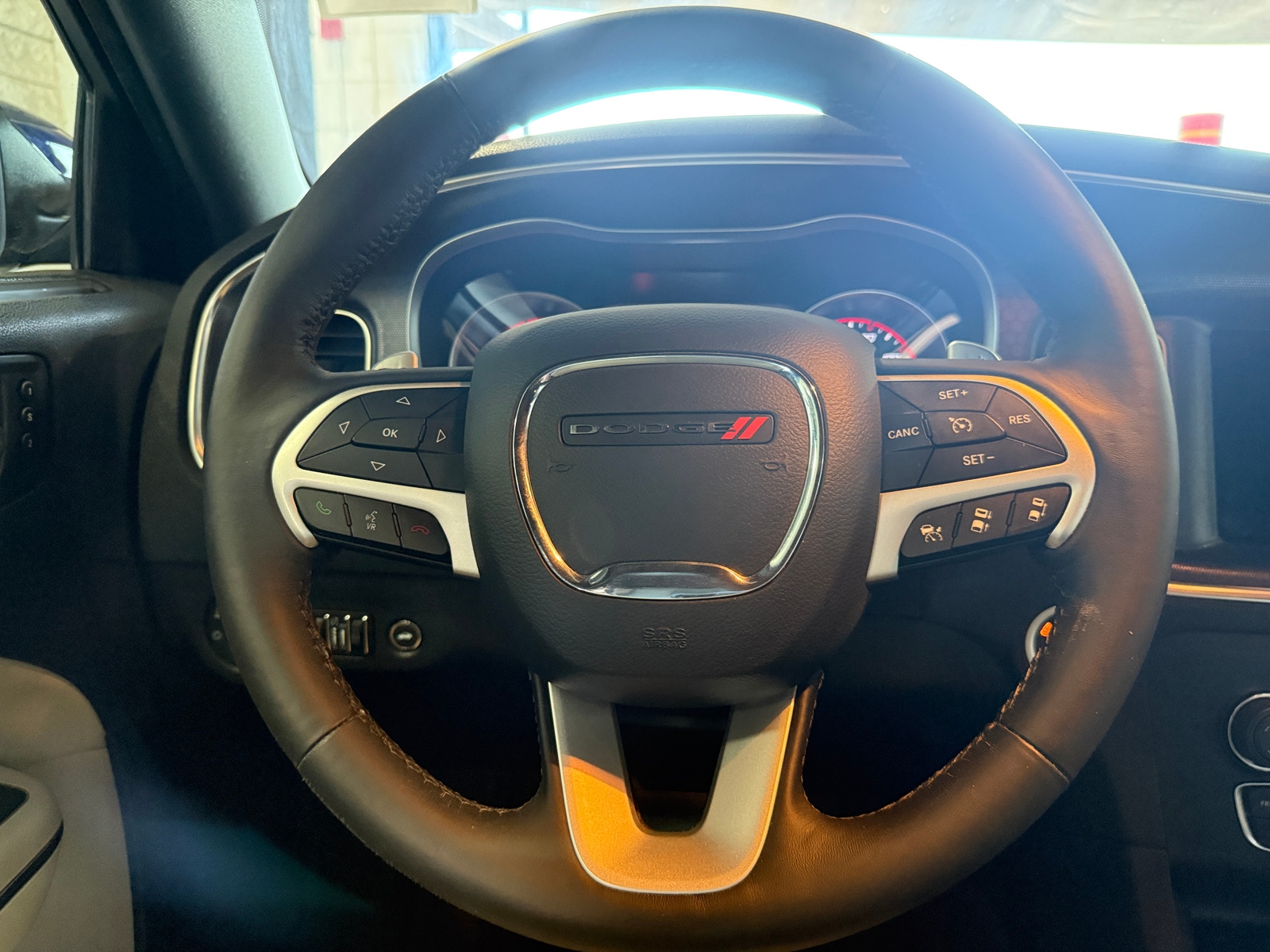 Thumbnail: 2017 Dodge Charger - 5