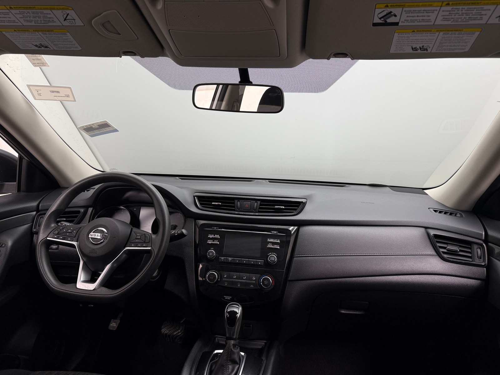 Thumbnail: 2017 Nissan Rogue - 3