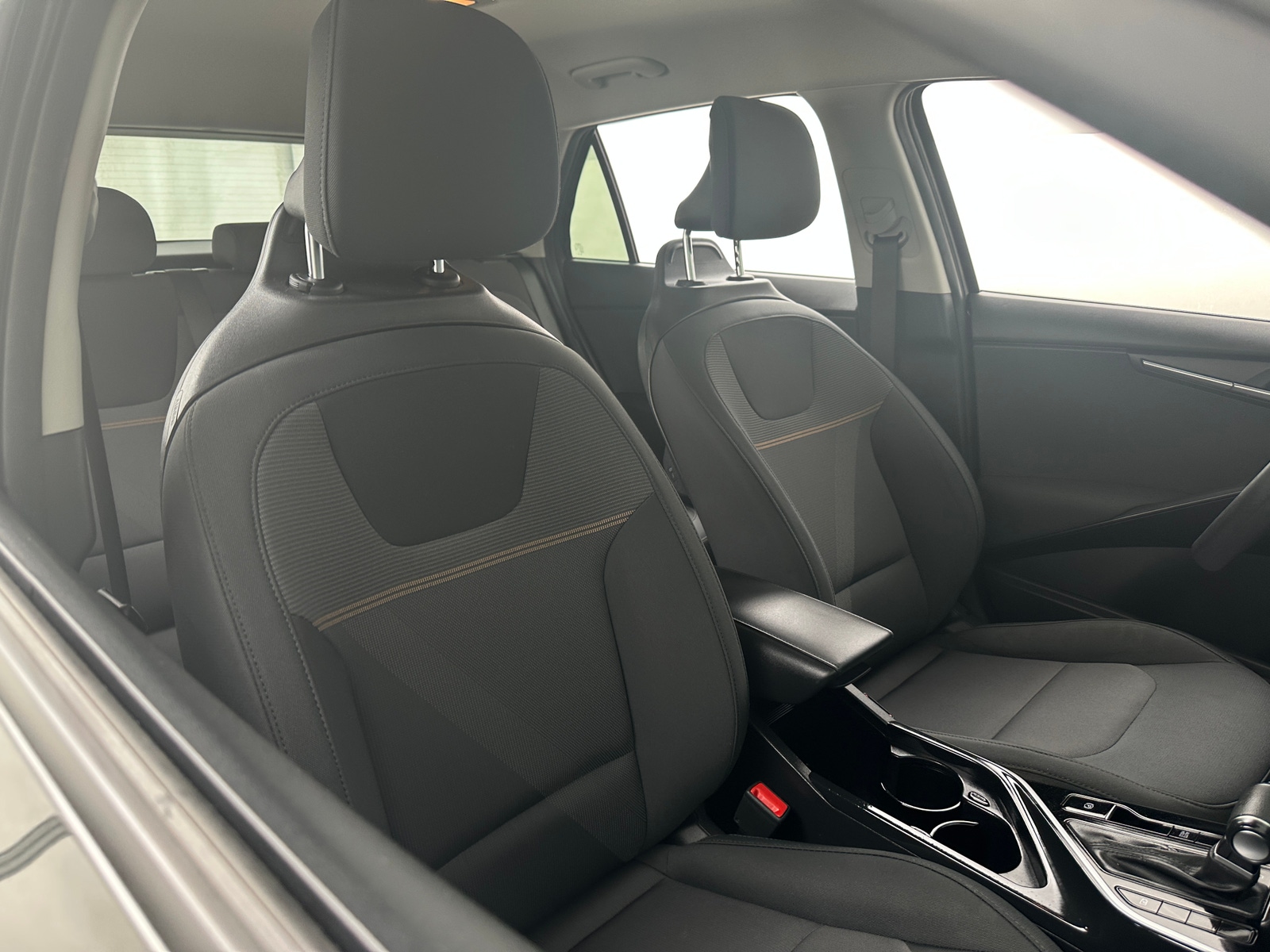 Thumbnail: 2023 Kia Niro - 2