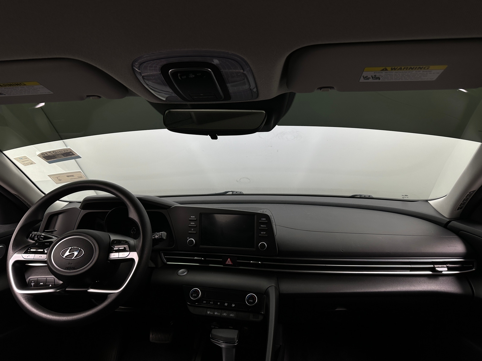 Thumbnail: 2022 Hyundai Elantra - 3