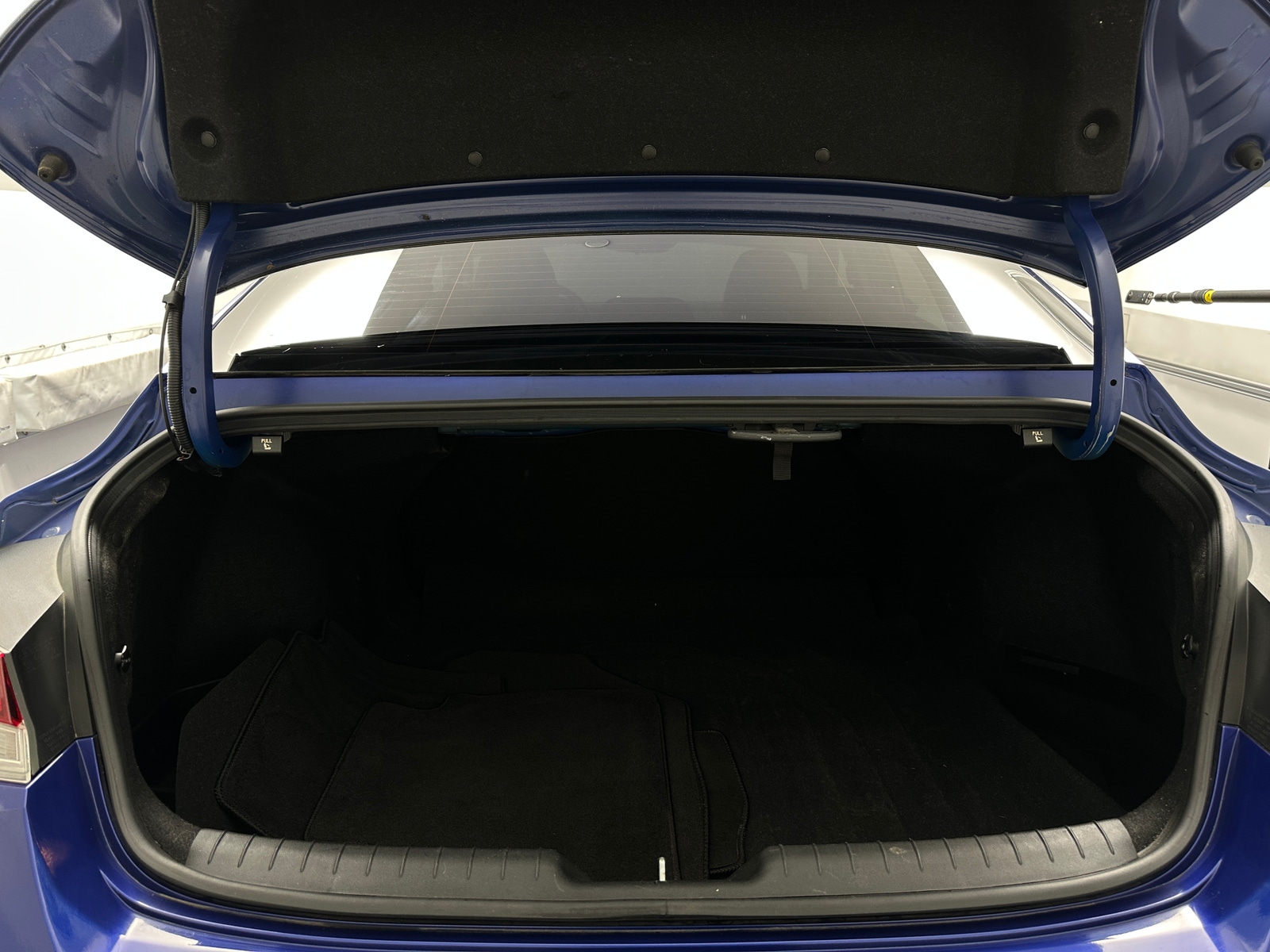 Thumbnail: 2022 Hyundai Elantra - 7