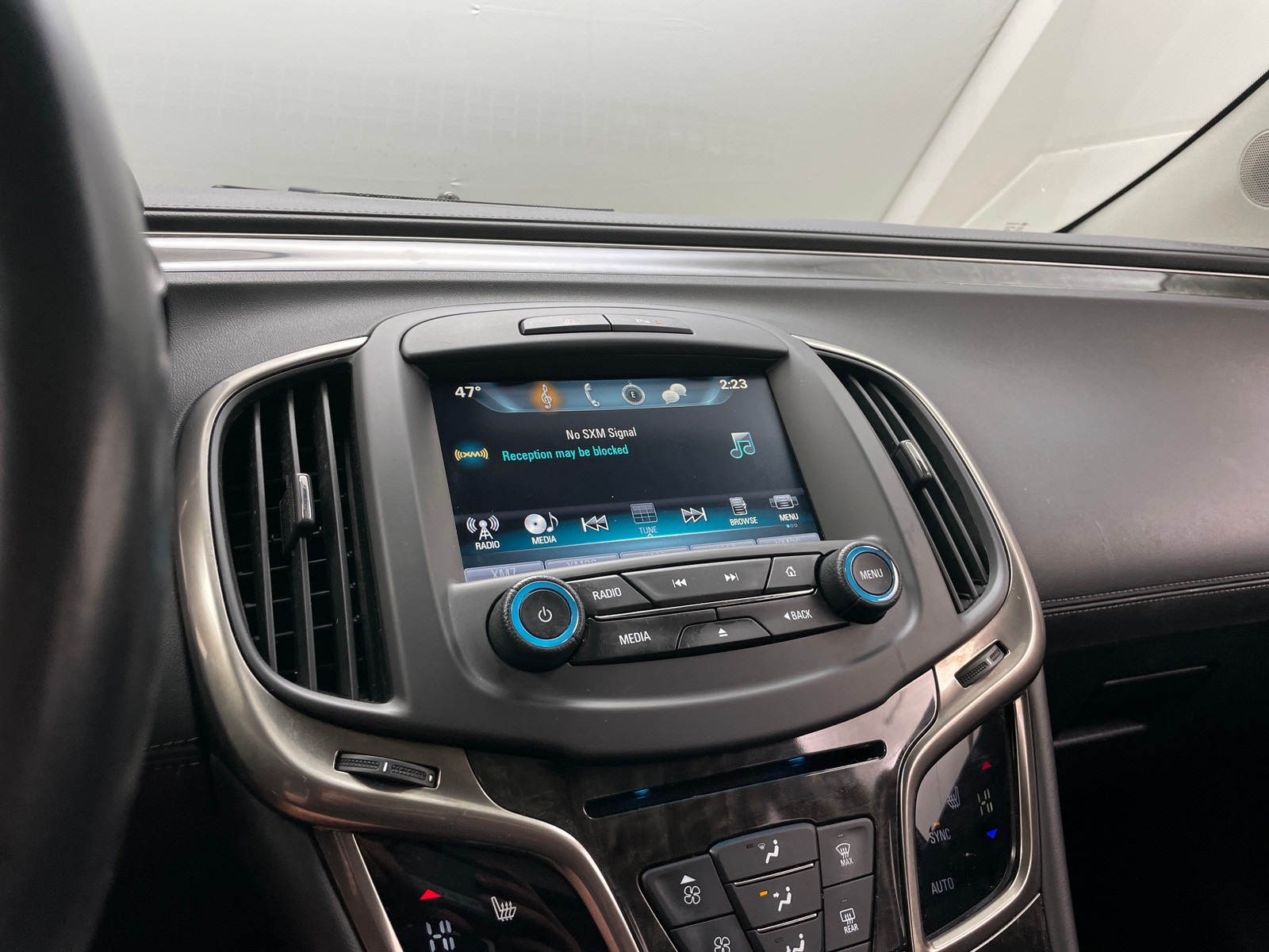 Thumbnail: 2016 Buick LaCrosse - 3