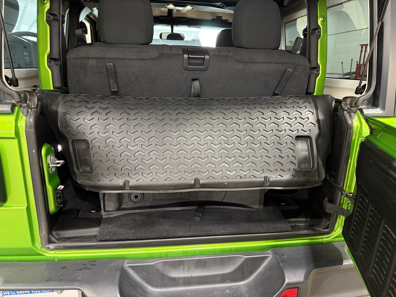 Thumbnail: 2020 Jeep Wrangler - 7